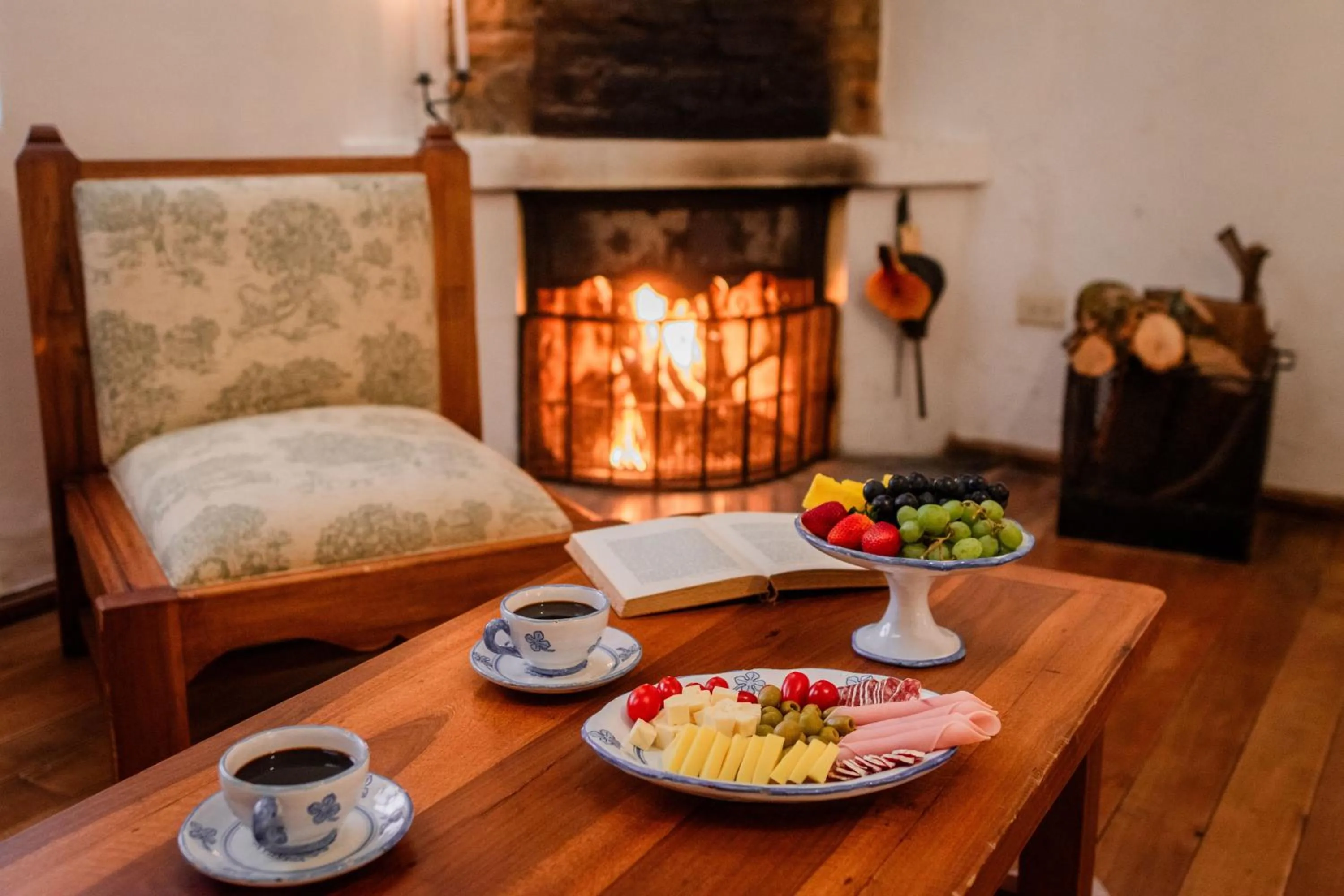 Coffee/tea facilities in Hacienda La Cienega