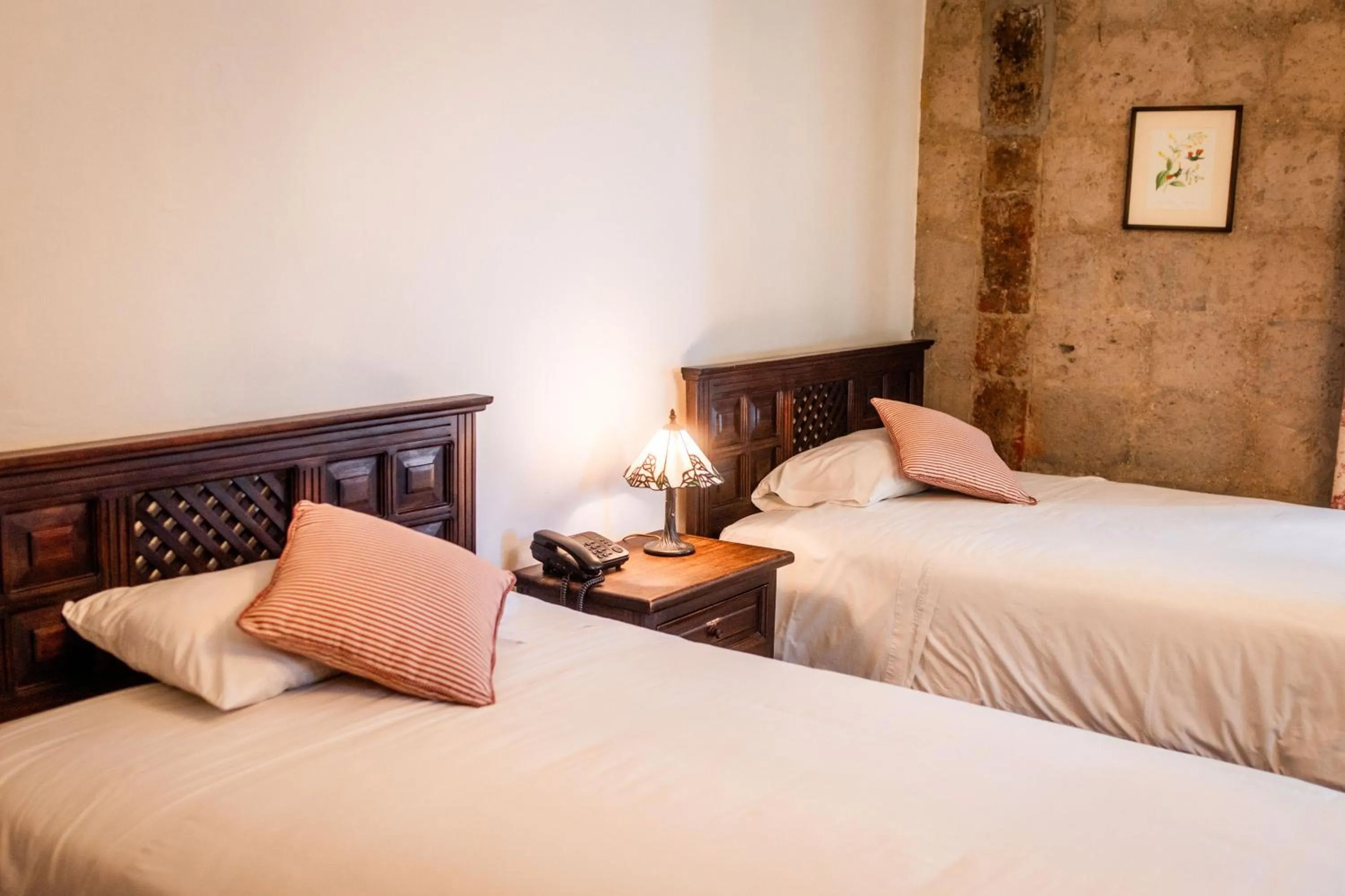 Bed in Hacienda La Cienega