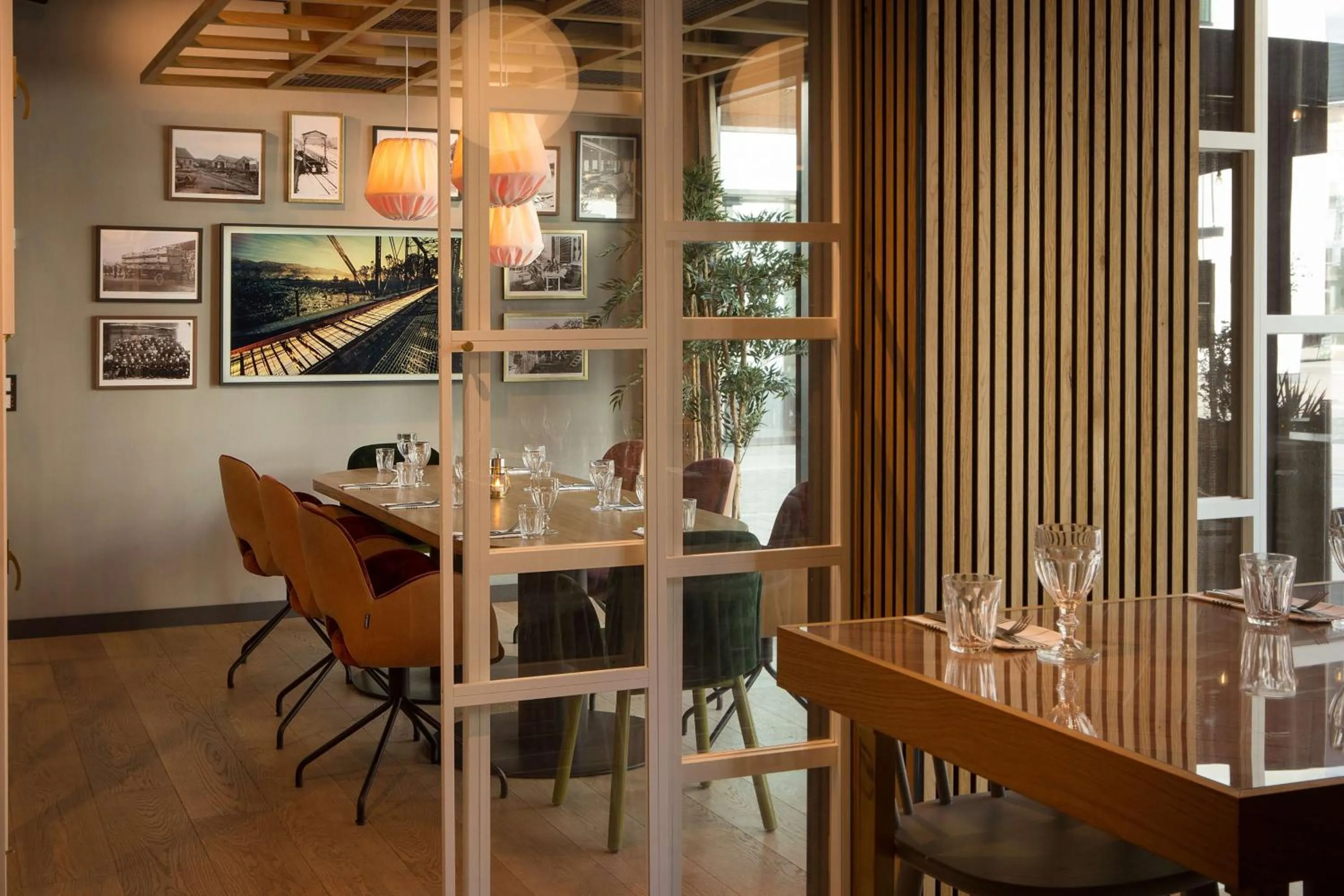 Restaurant/places to eat in Scandic Sjølyst