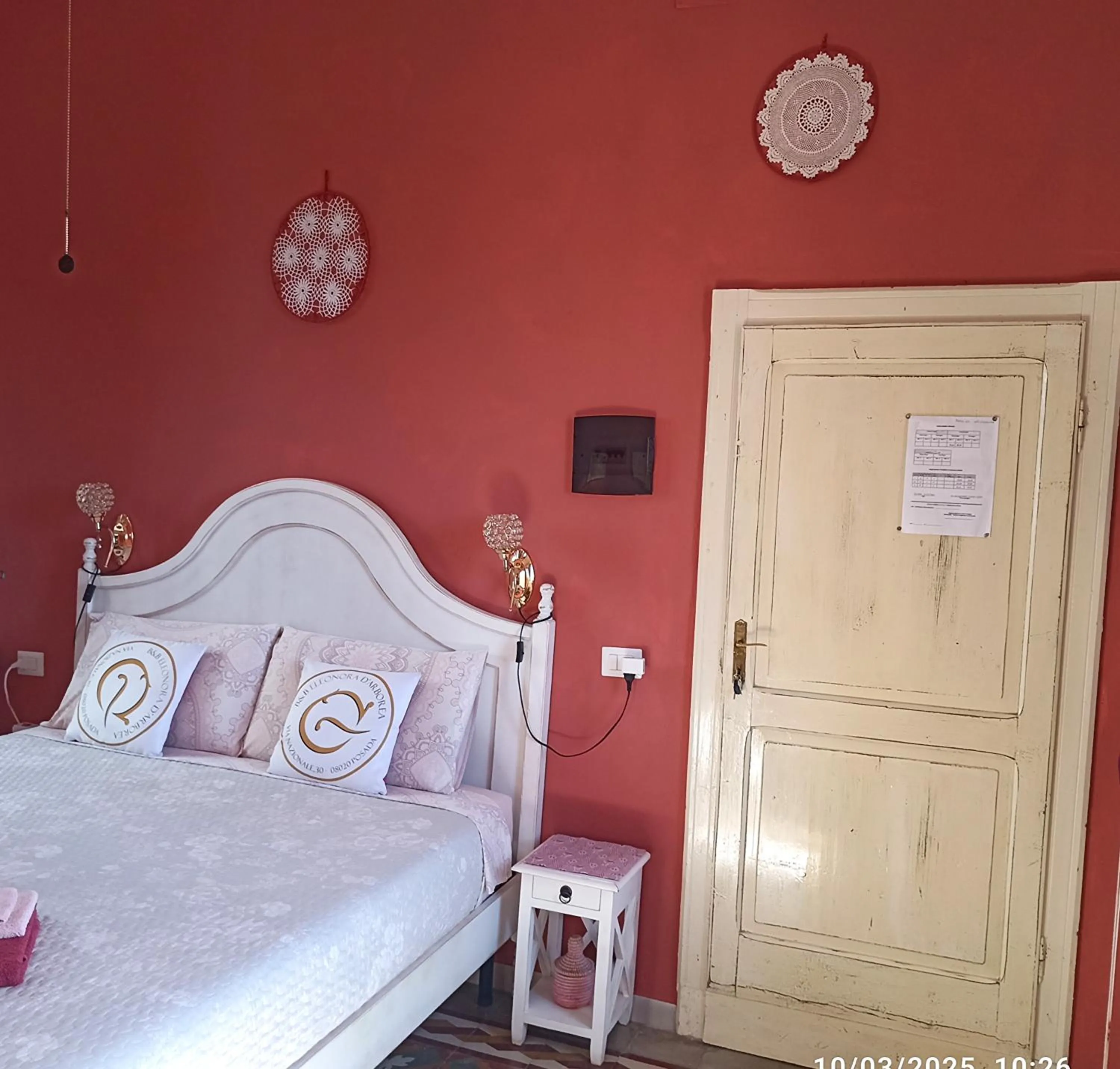 Bedroom, Bed in B&B Eleonora D'Arborea, Centro Storico