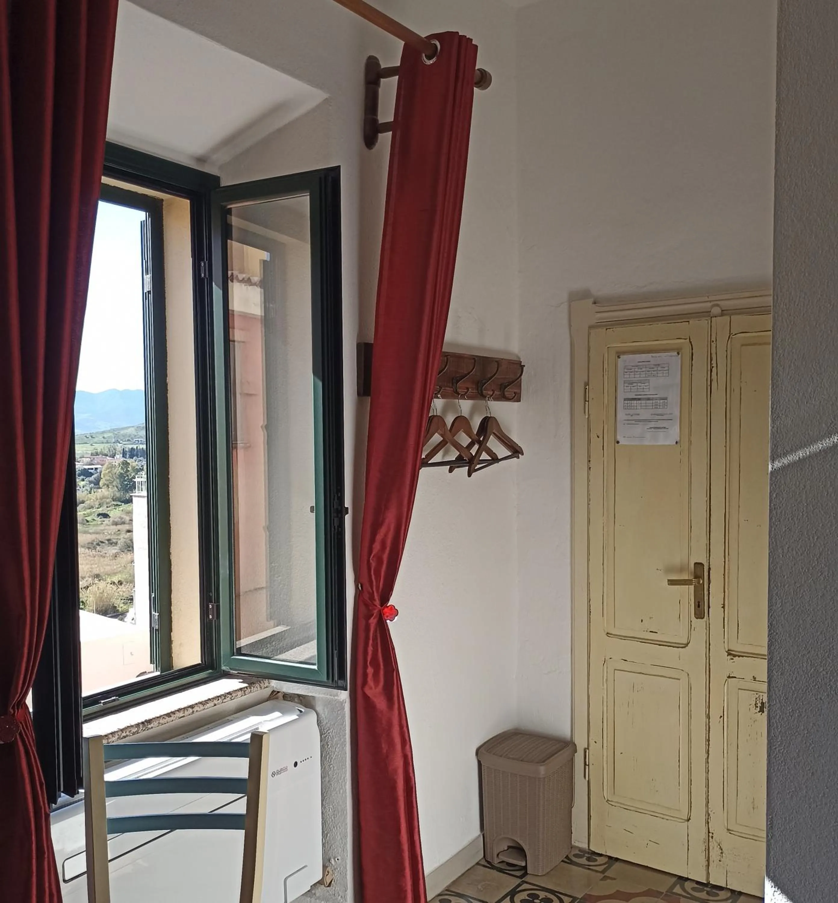 Bedroom in B&B Eleonora D'Arborea, Centro Storico