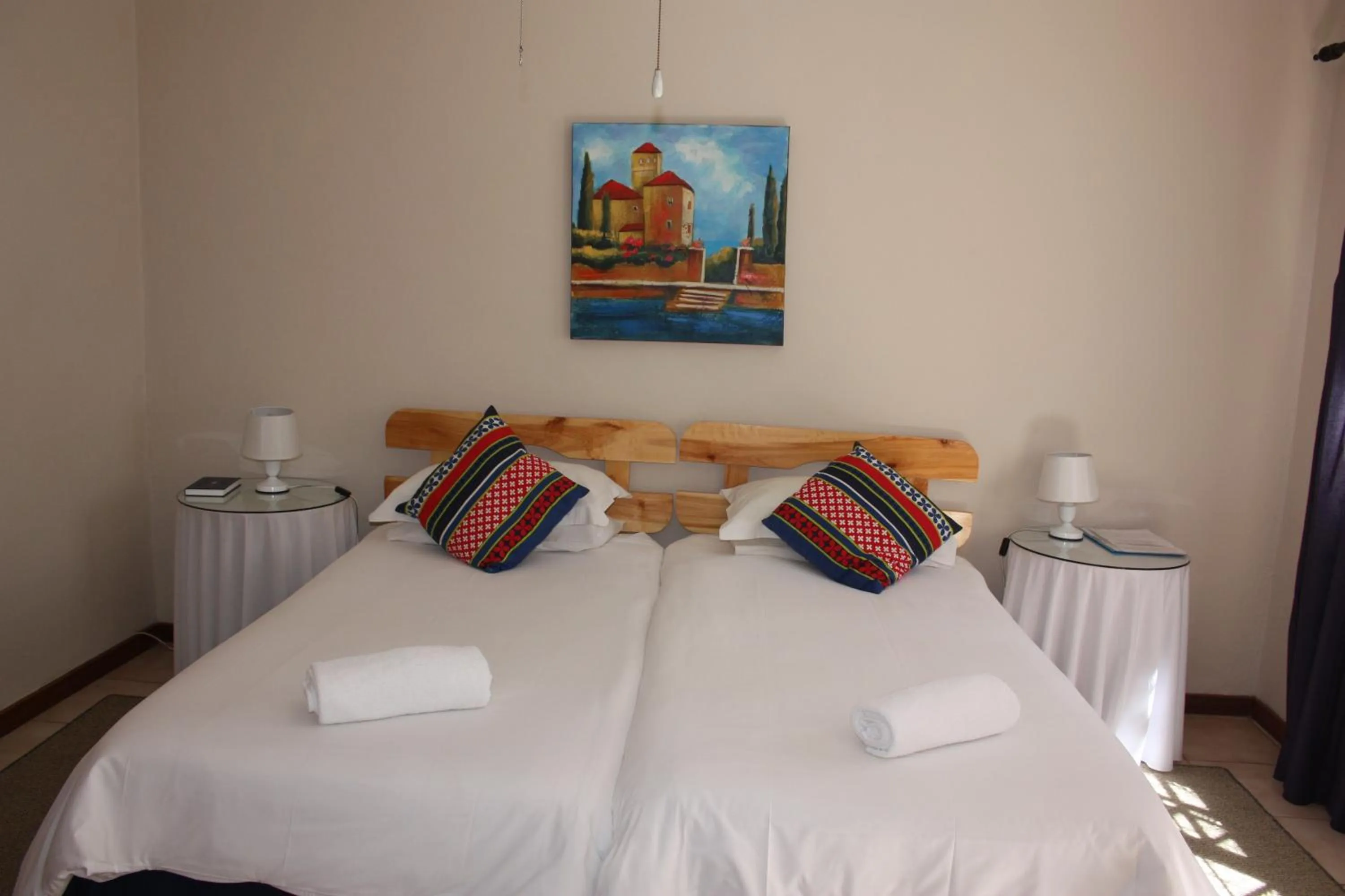 Photo of the whole room, Bed in Karoopark Guest House