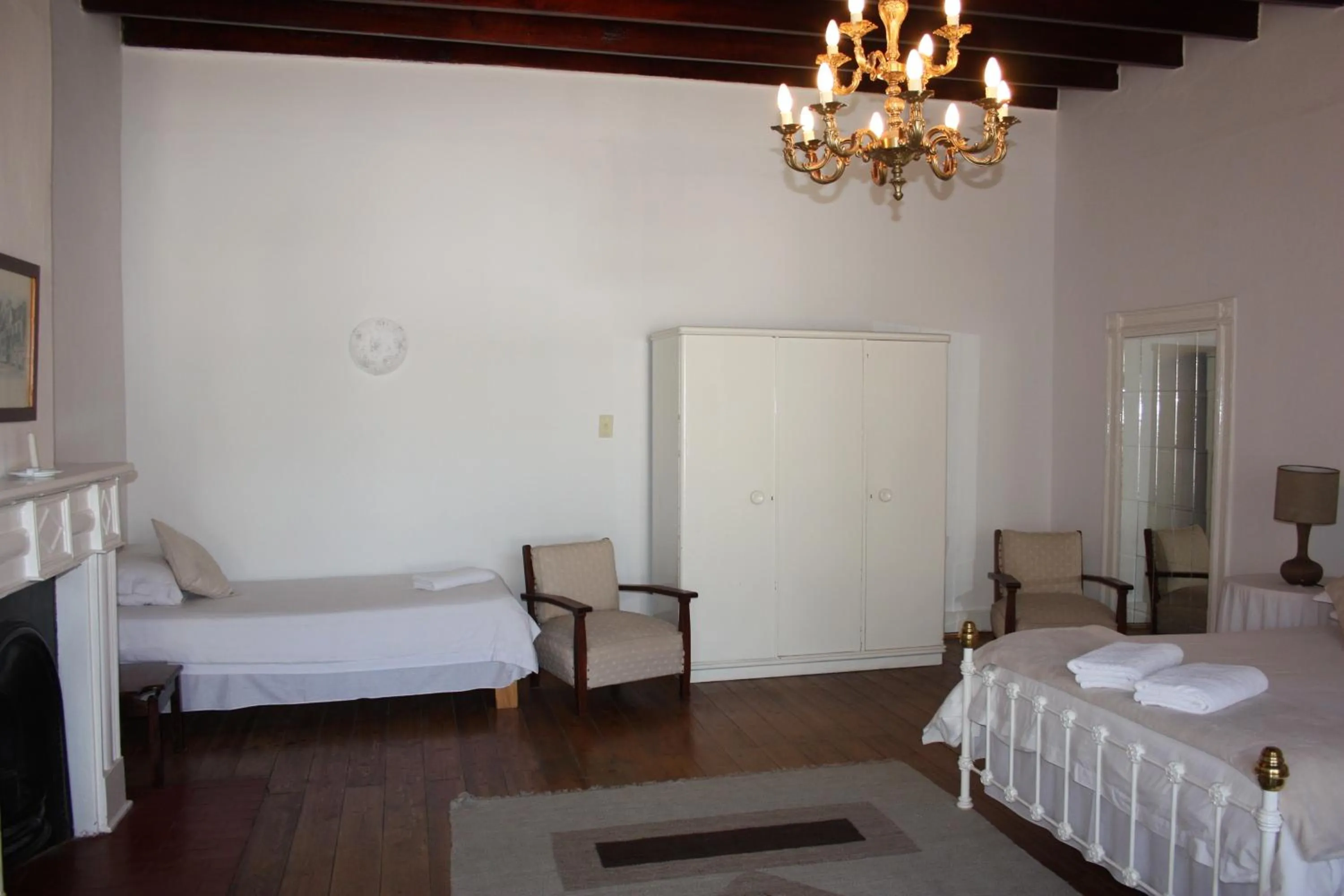 Photo of the whole room, Bed in Karoopark Guest House