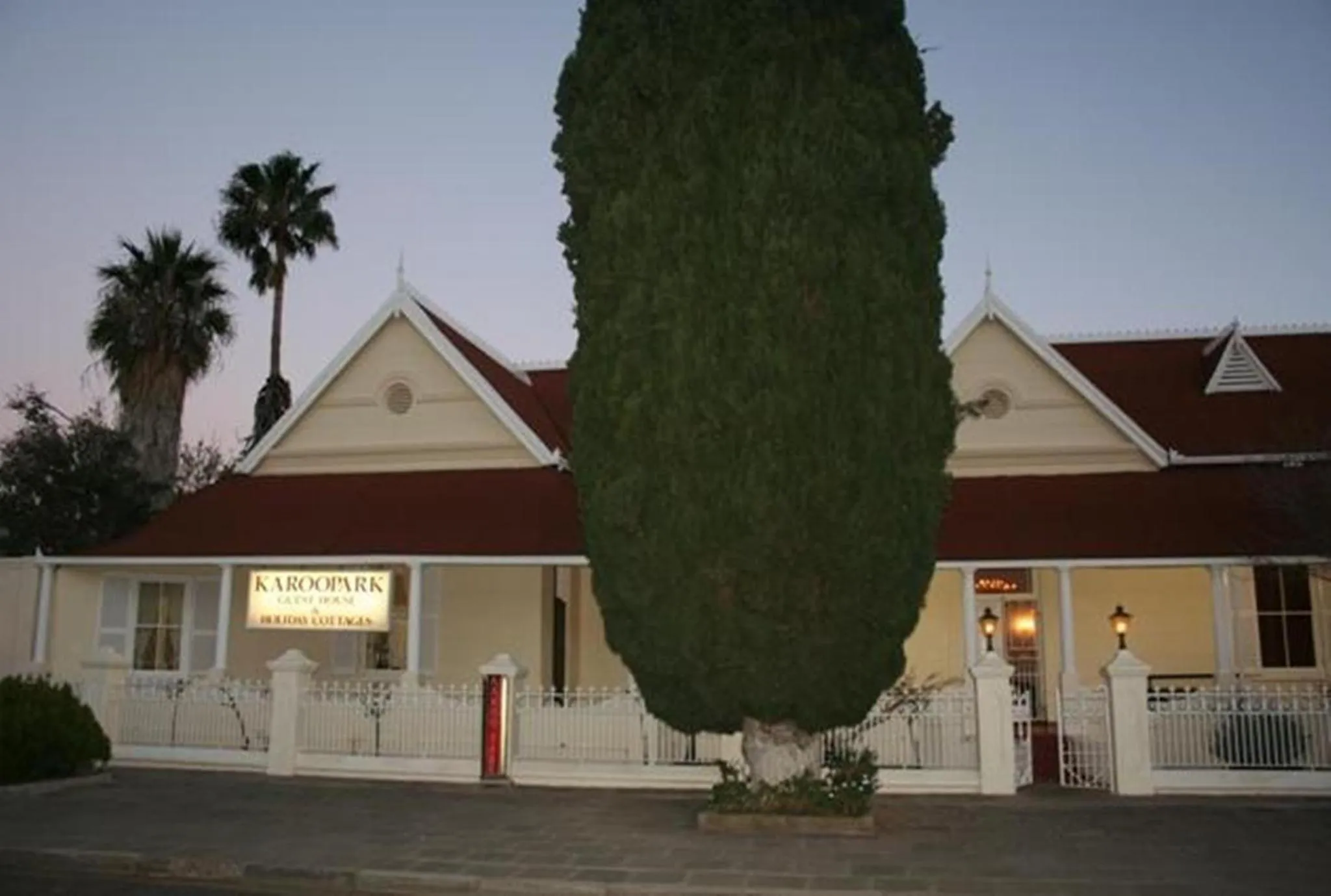 Property building in Karoopark Guest House
