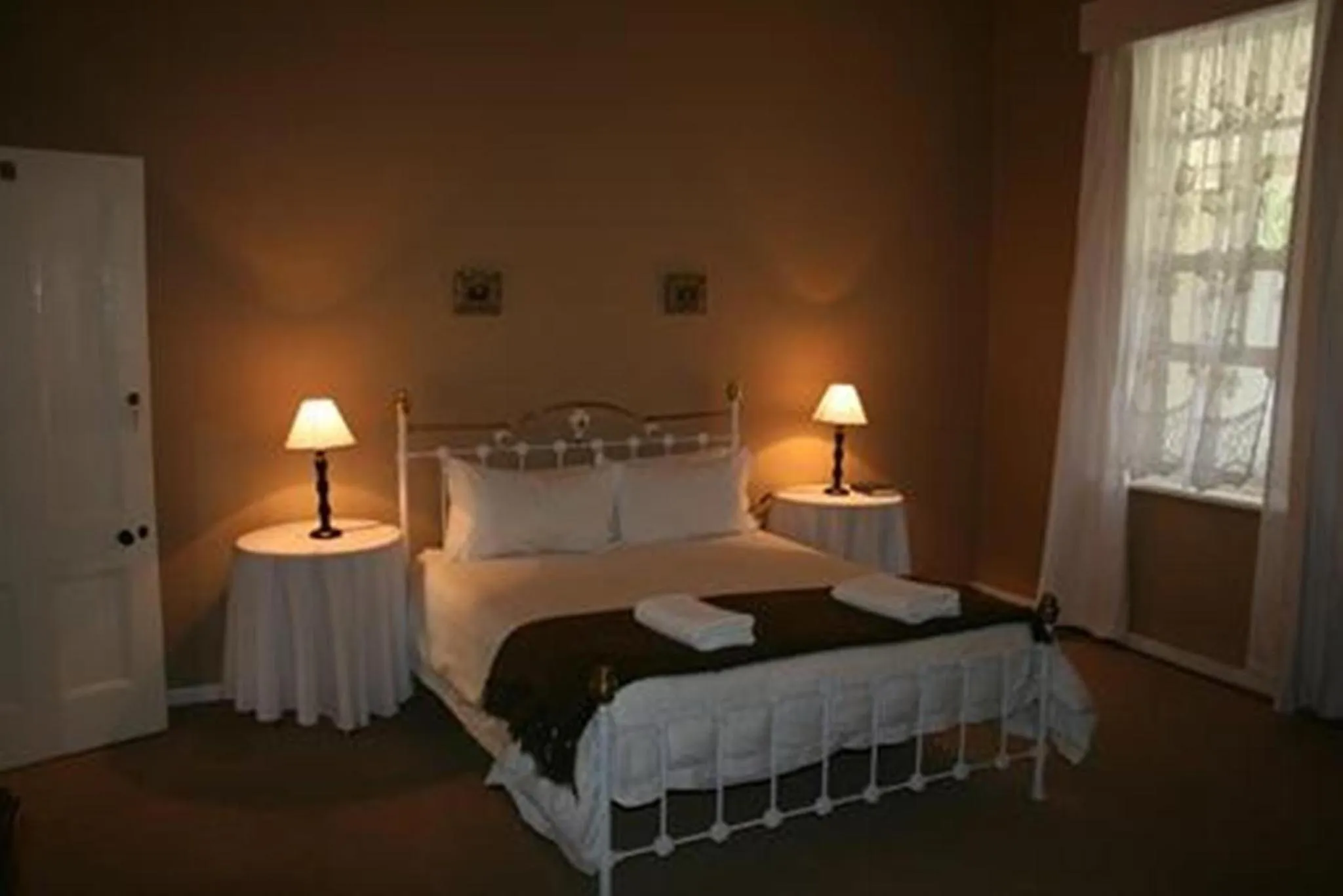 Photo of the whole room, Bed in Karoopark Guest House