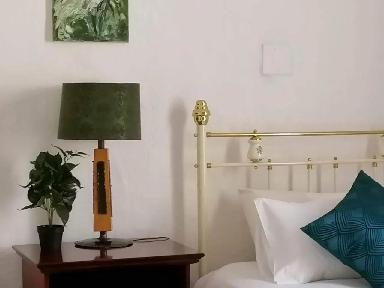 Bed in Gorgeous Gecko Guesthouse