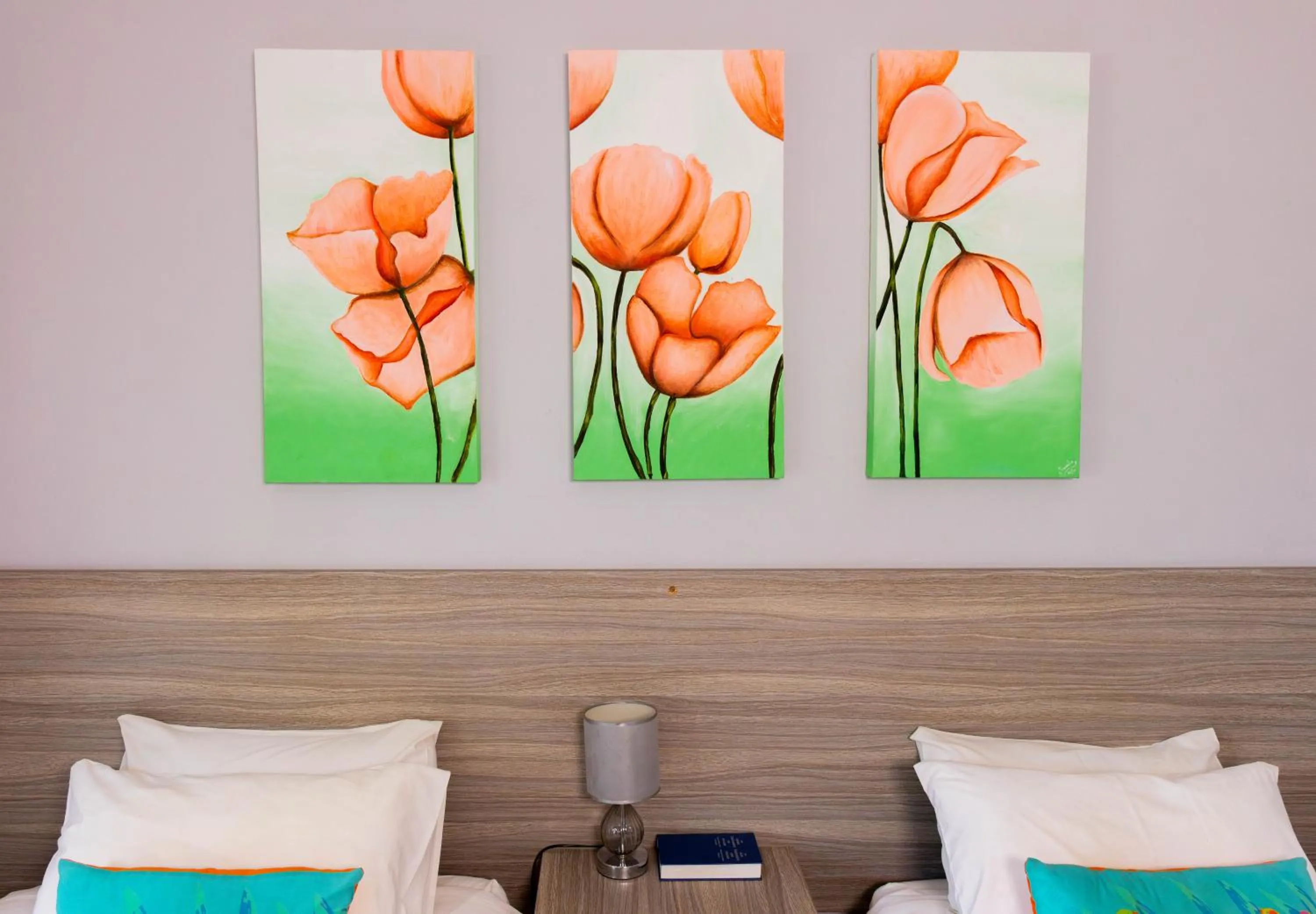 Decorative detail, Bed in Gorgeous Gecko Guesthouse