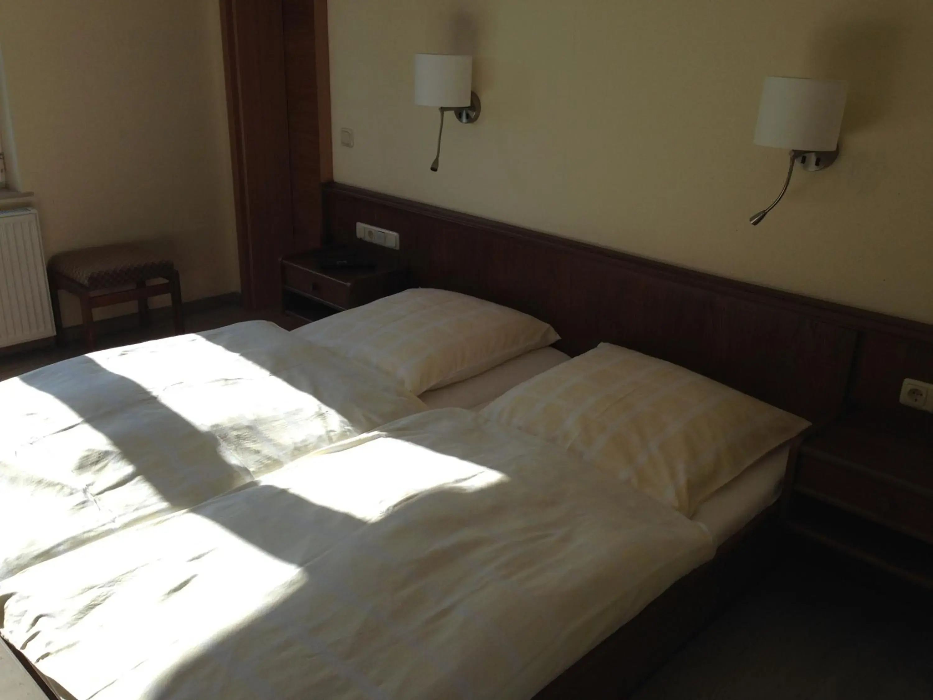 Standard Triple Room - single occupancy in Neumanns Waldschänke Standard Triple Room - single occupancy in Neumanns Waldschänke