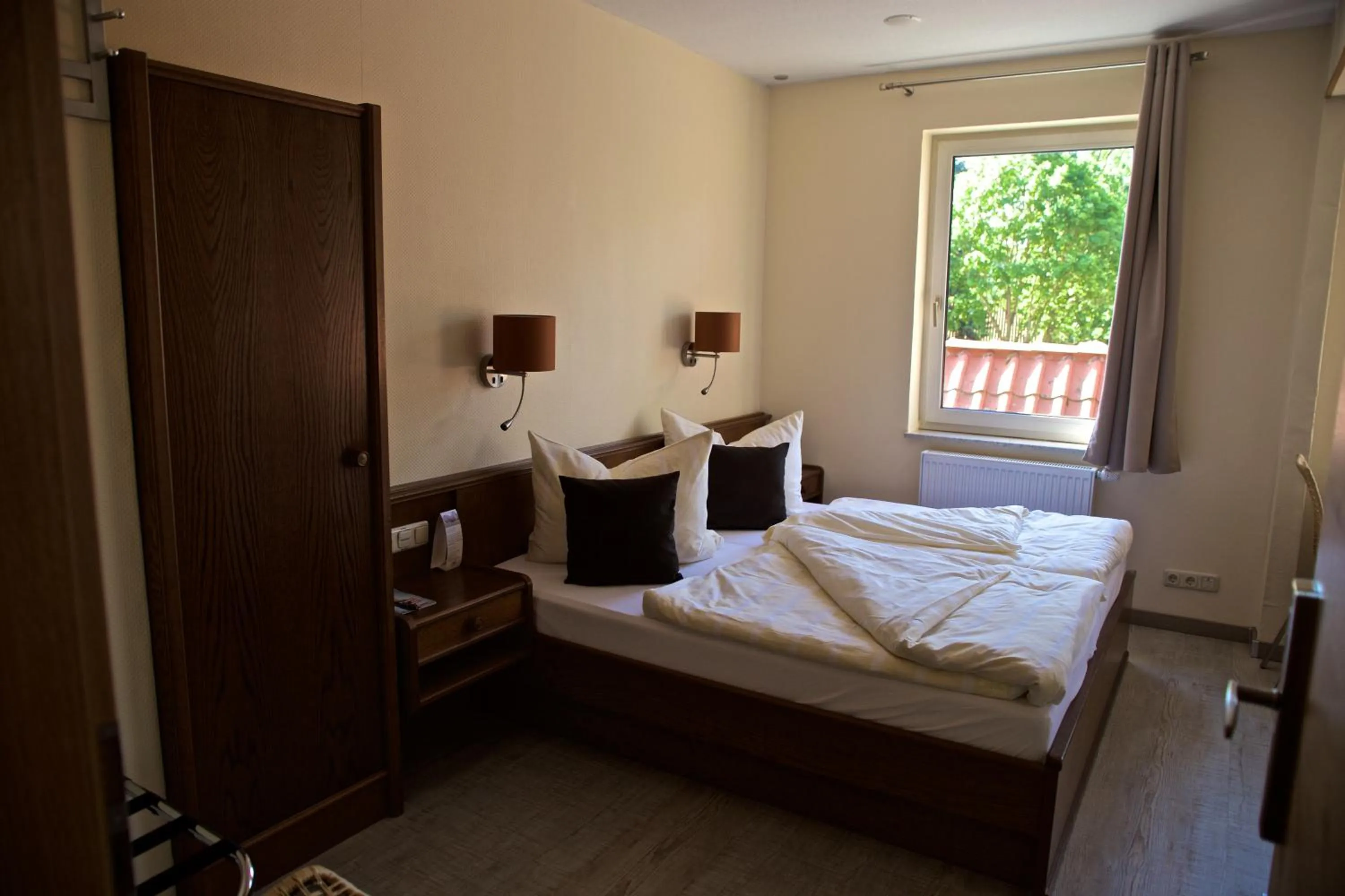 Bed in Neumanns Waldschänke