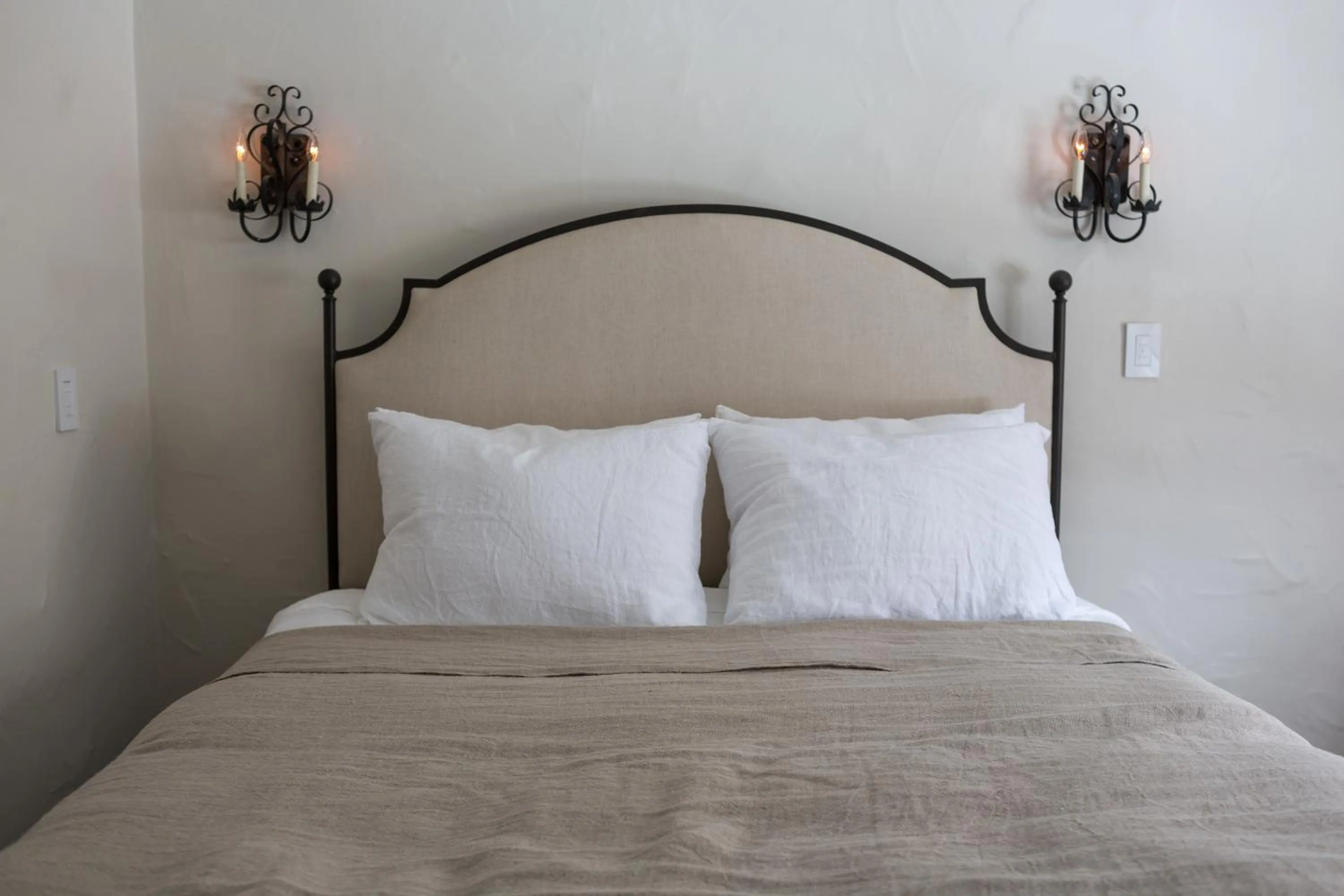 Bed in Stonehill's Farmhouse