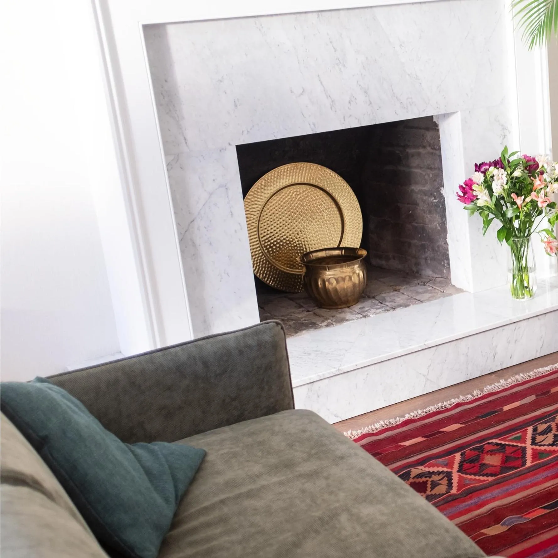 Living room in TIFLIS OPERA Aparthotel