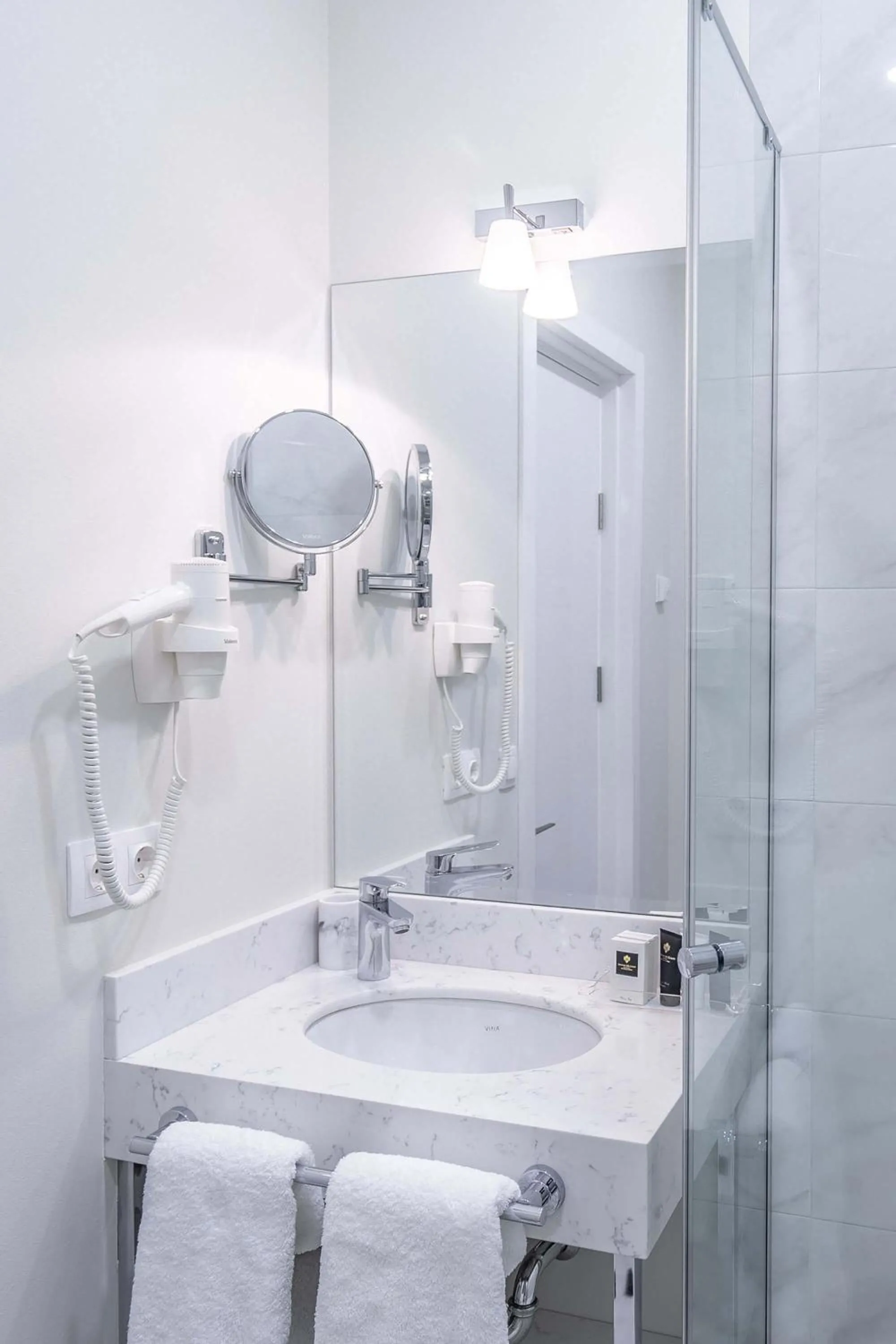 Bathroom in TIFLIS OPERA Aparthotel