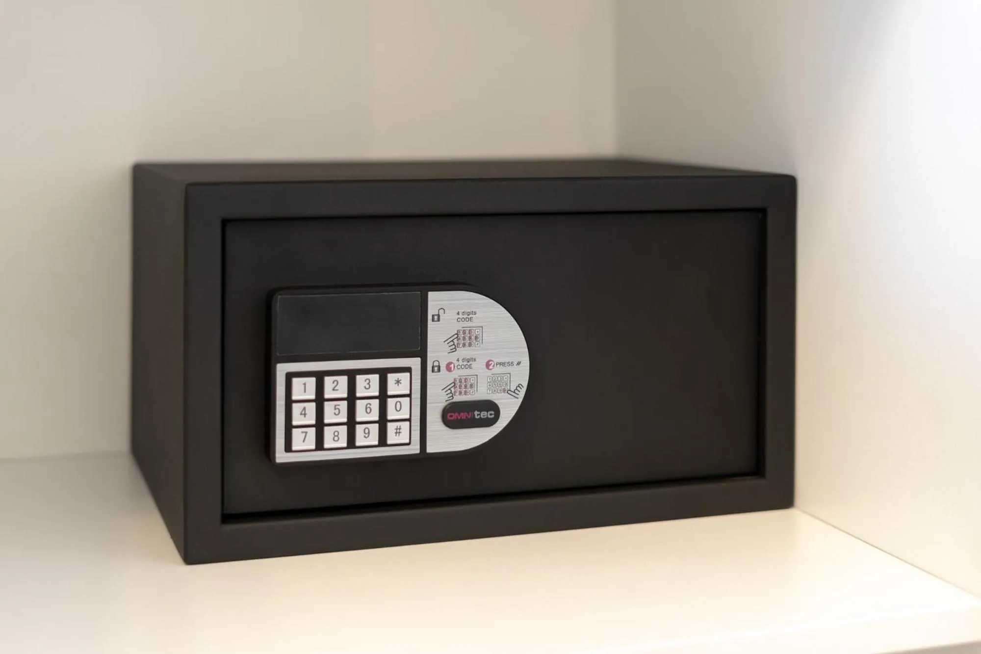 microwave in TIFLIS OPERA Aparthotel