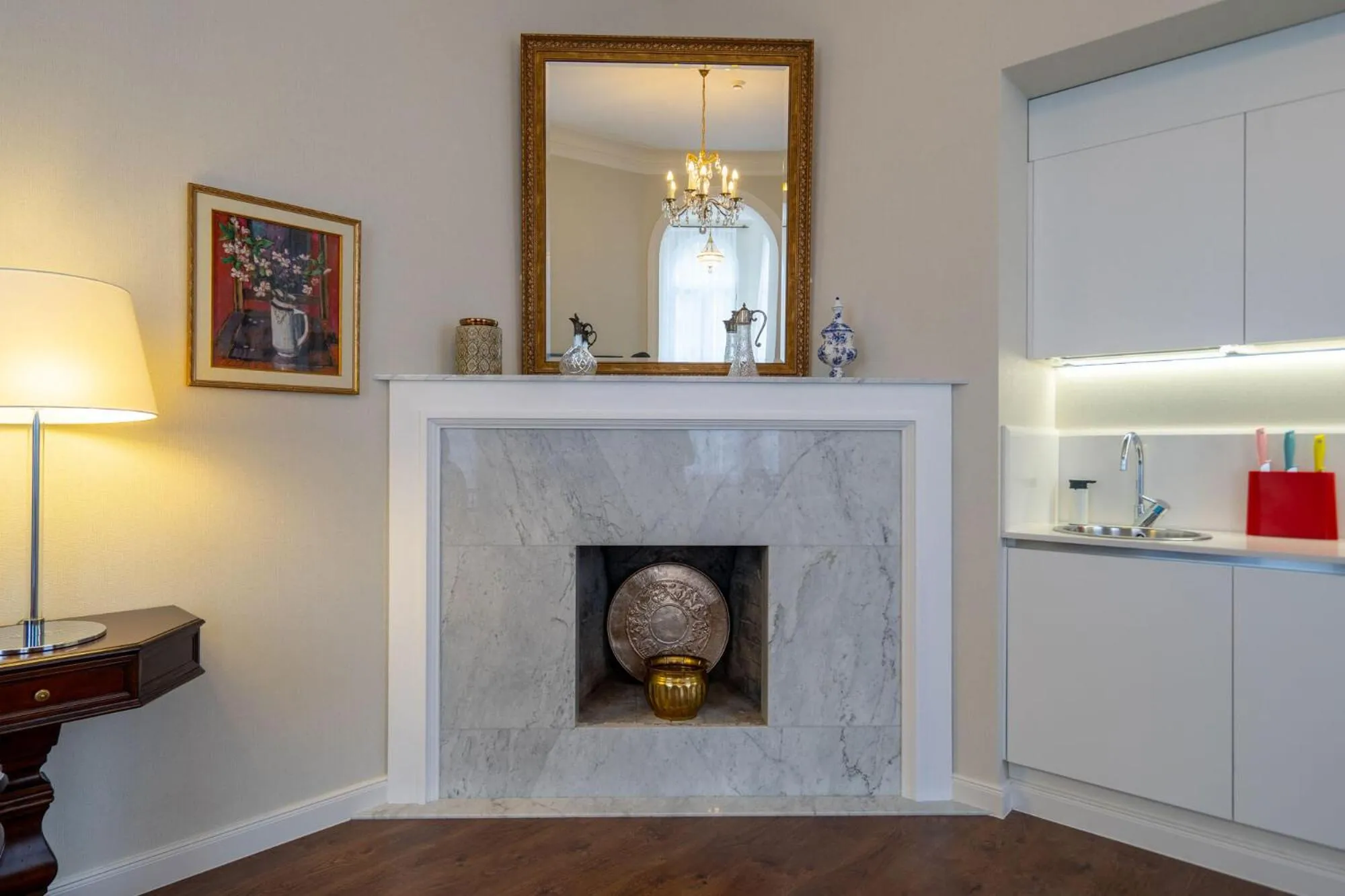 Living room in TIFLIS OPERA Aparthotel