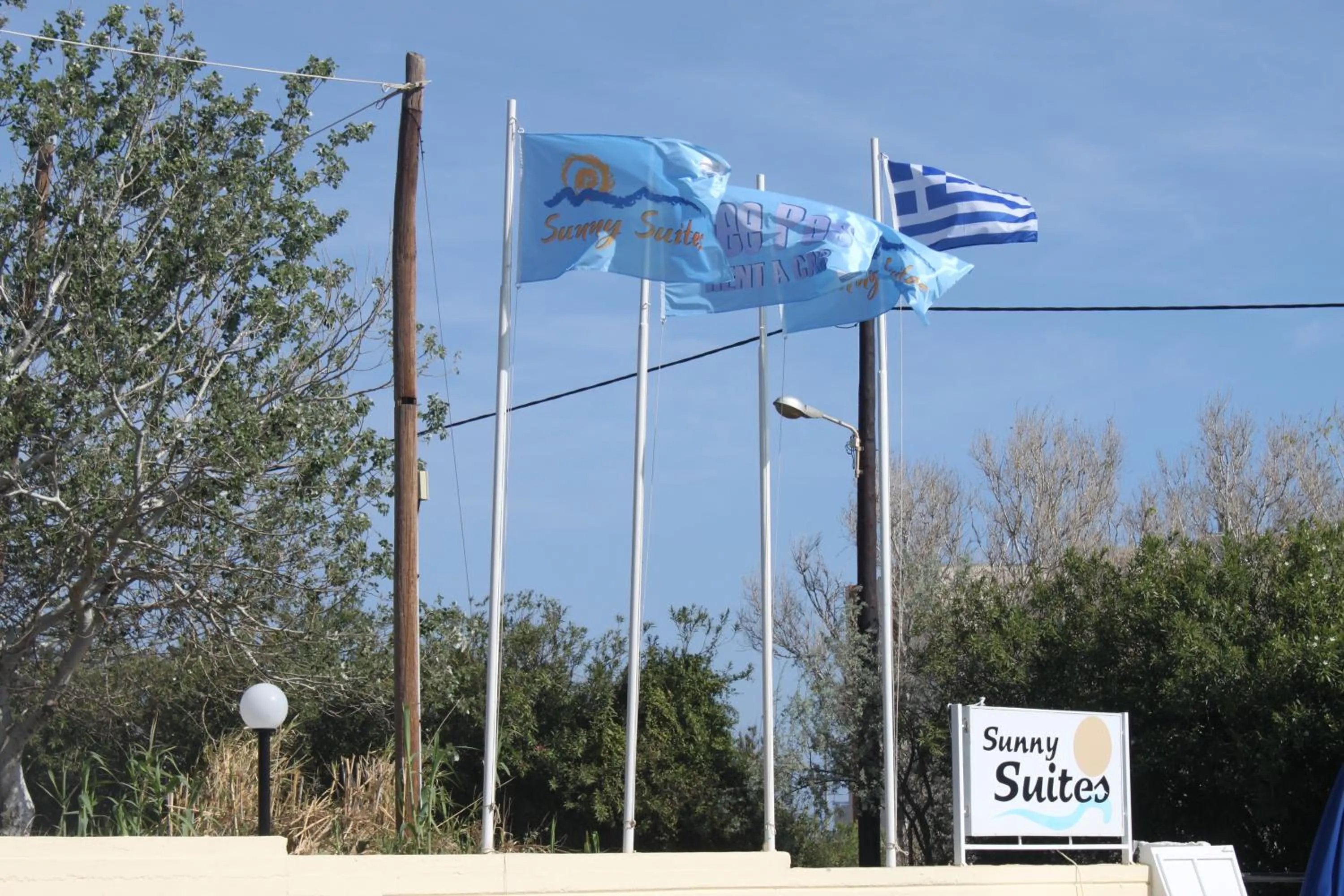 Sunny Suites