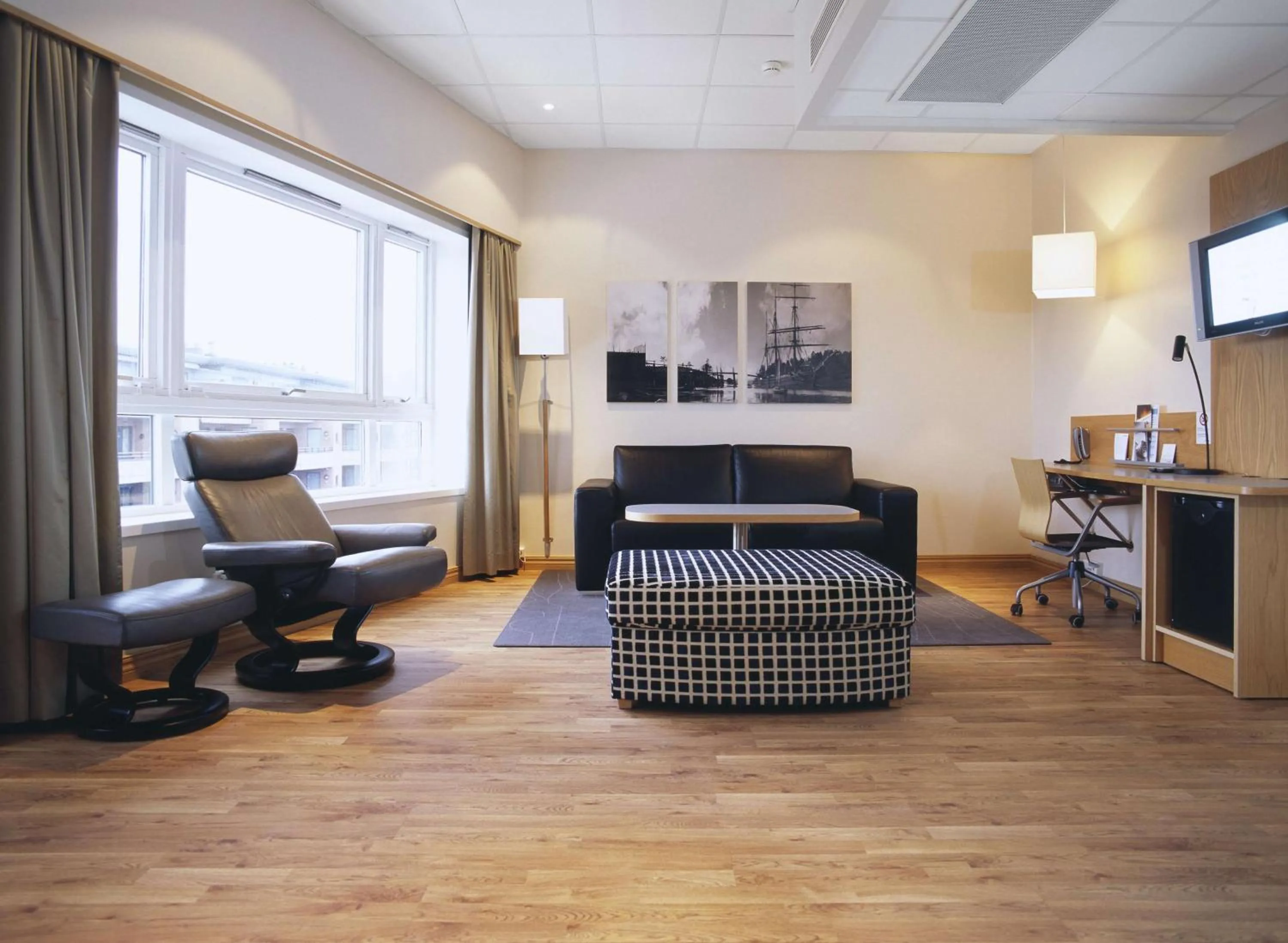 Bedroom in Scandic Asker