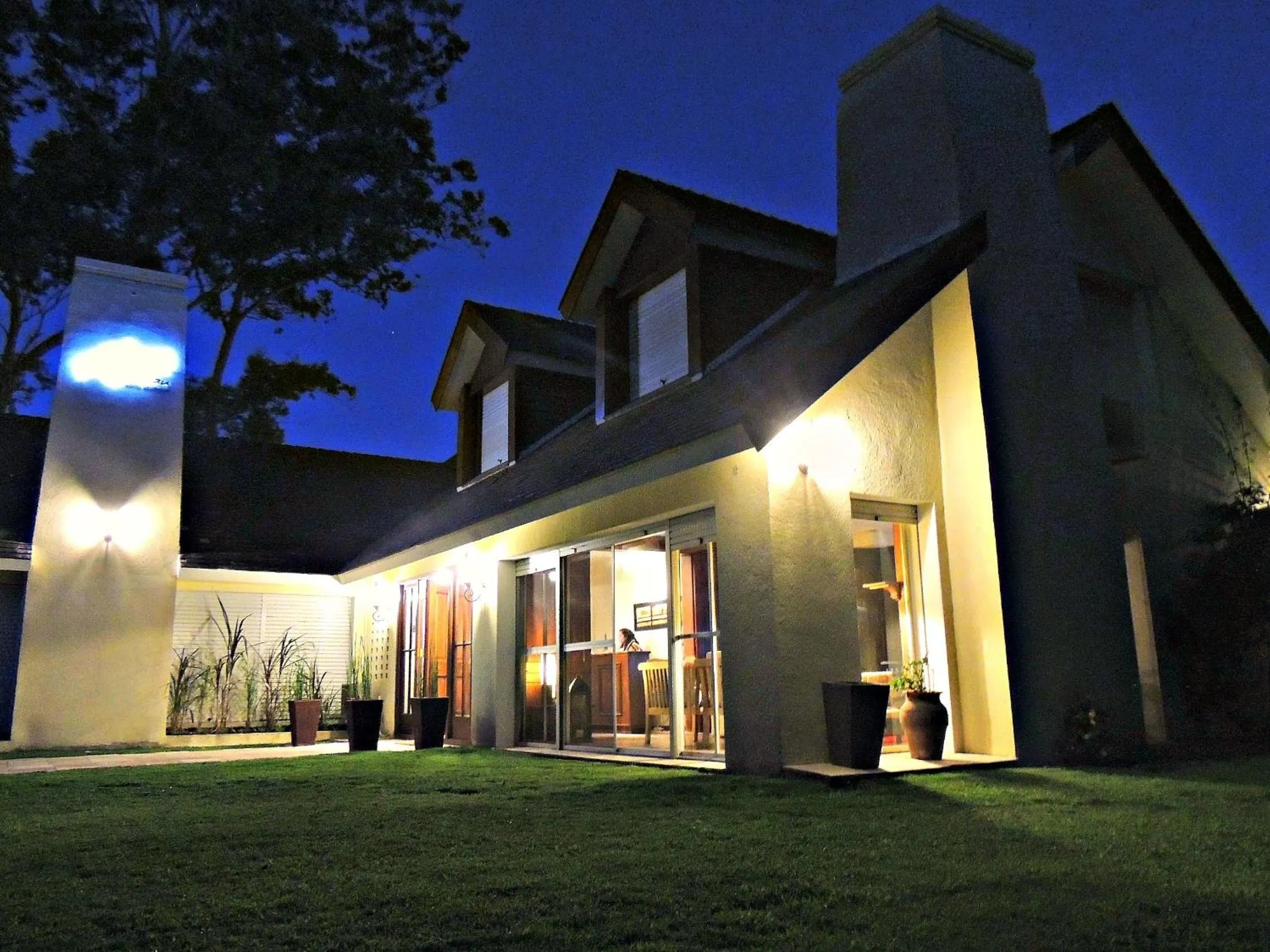 Facade/entrance in Petit Chateau Hotel Boutique