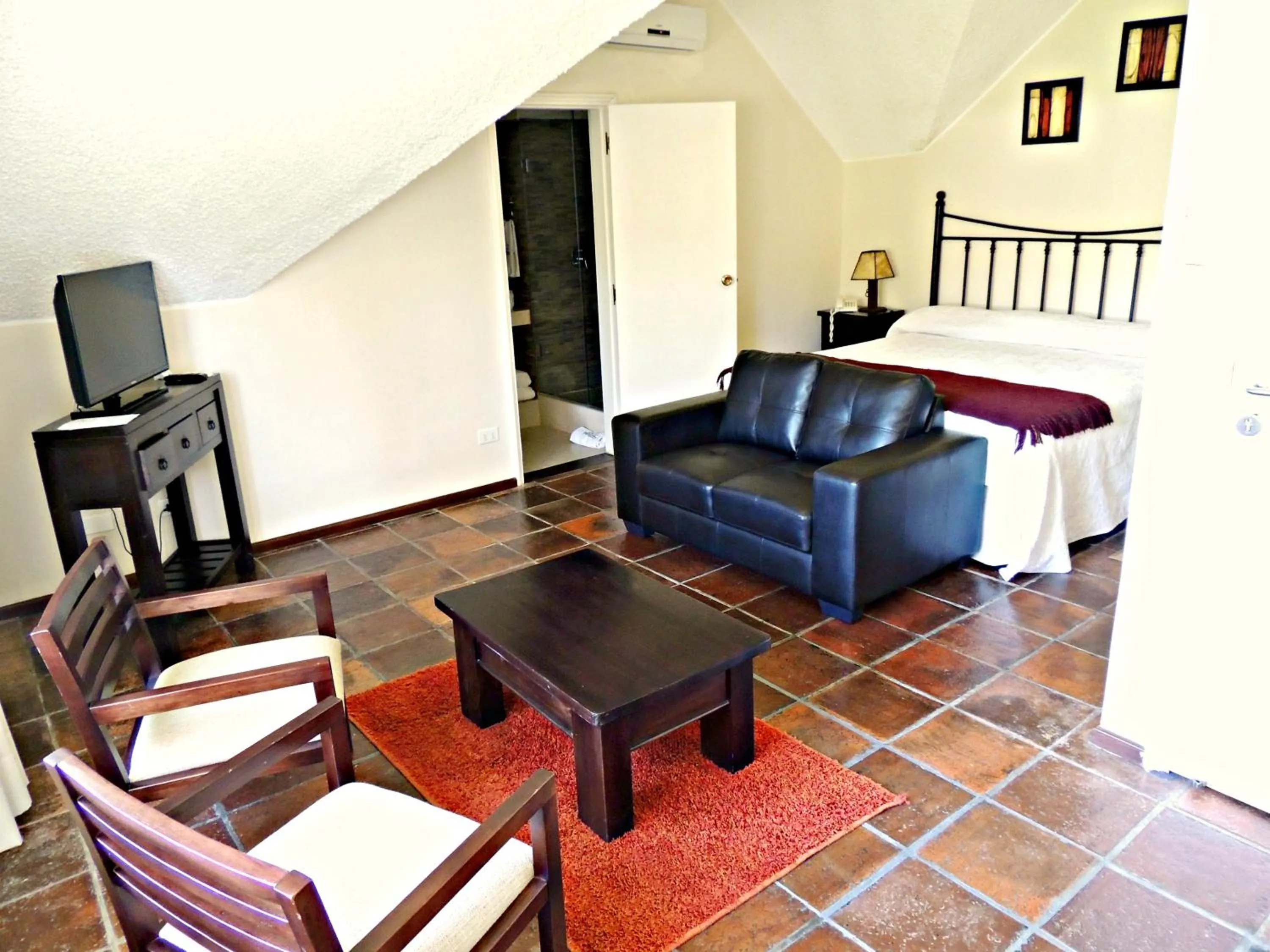 Photo of the whole room in Petit Chateau Hotel Boutique