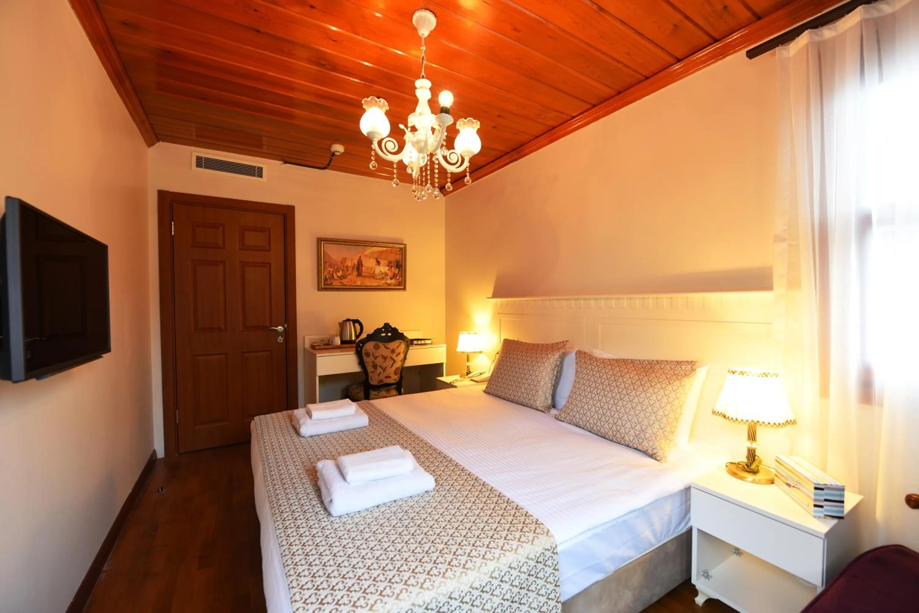 Bedroom, Bed in Elyka Hotel