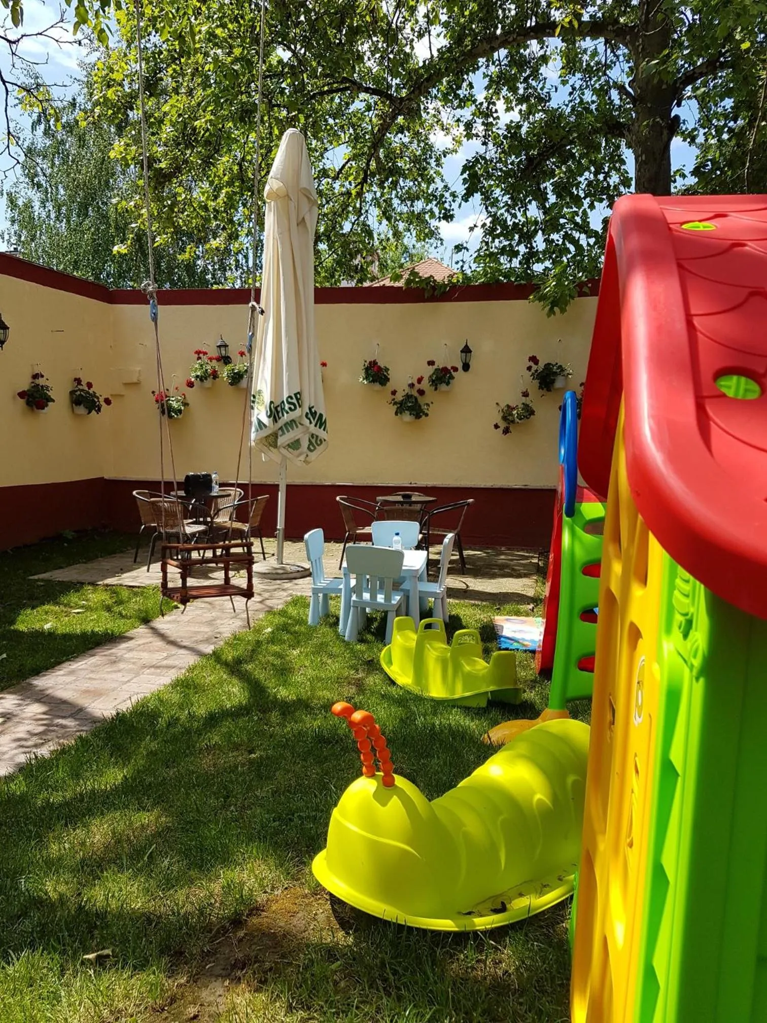 Spring in Villa Mystique