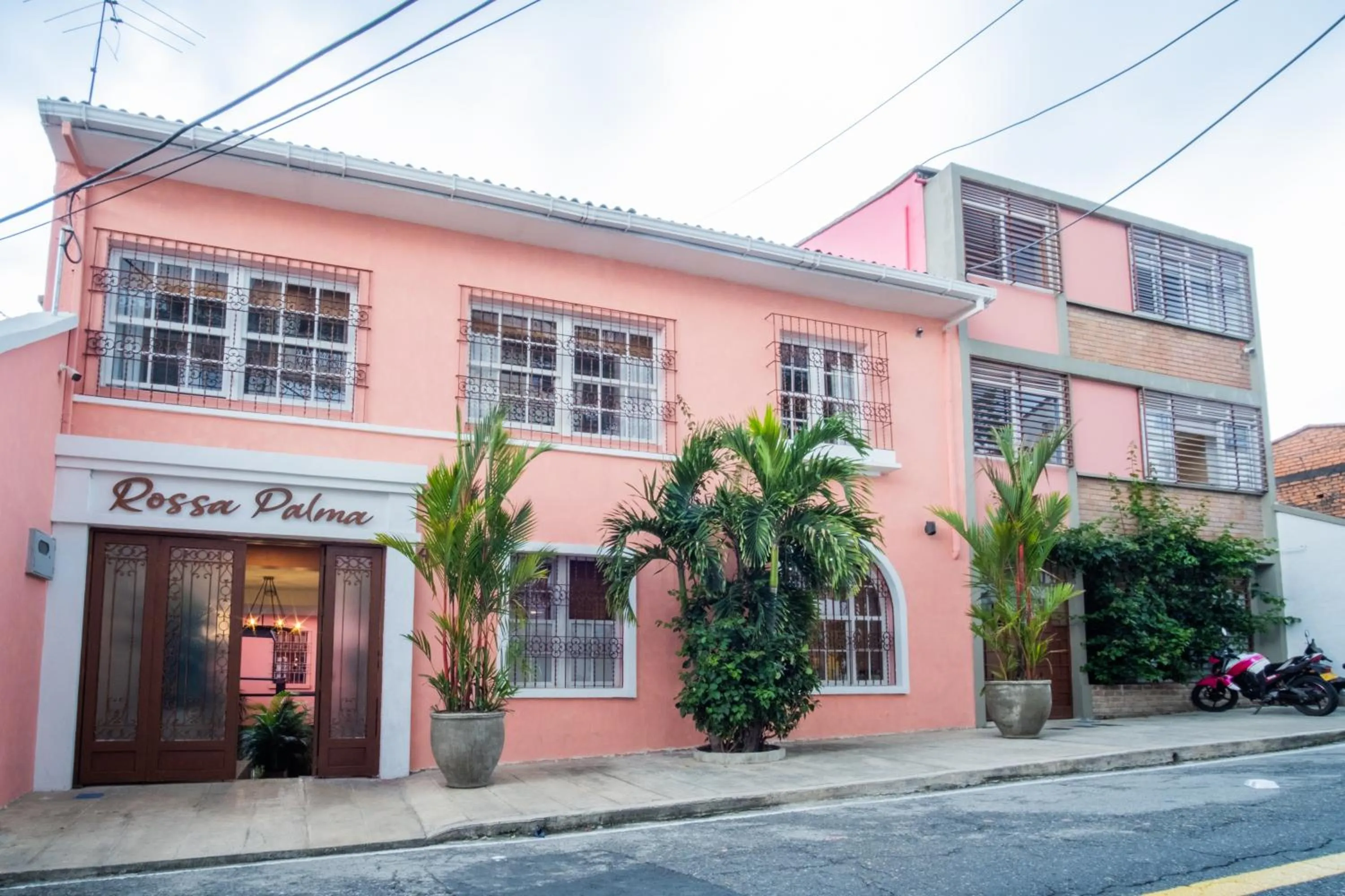 Facade/entrance in Rossa Palma