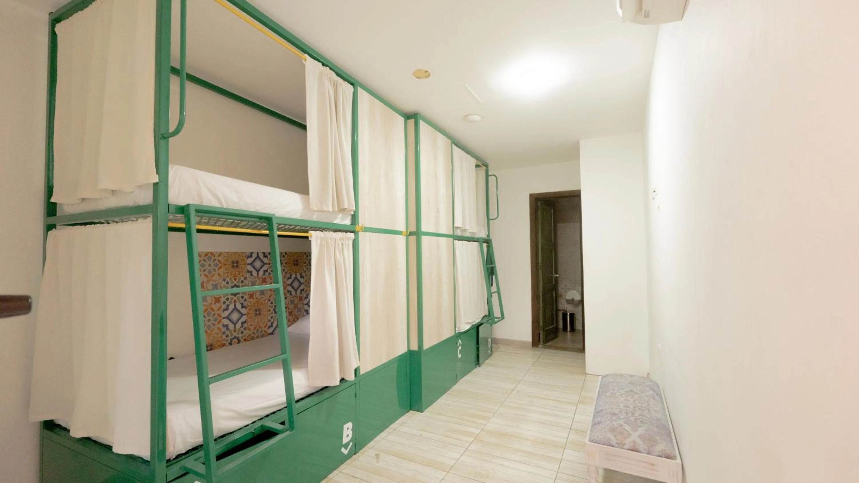 Bedroom, Bed in Viajero Cali Hostel