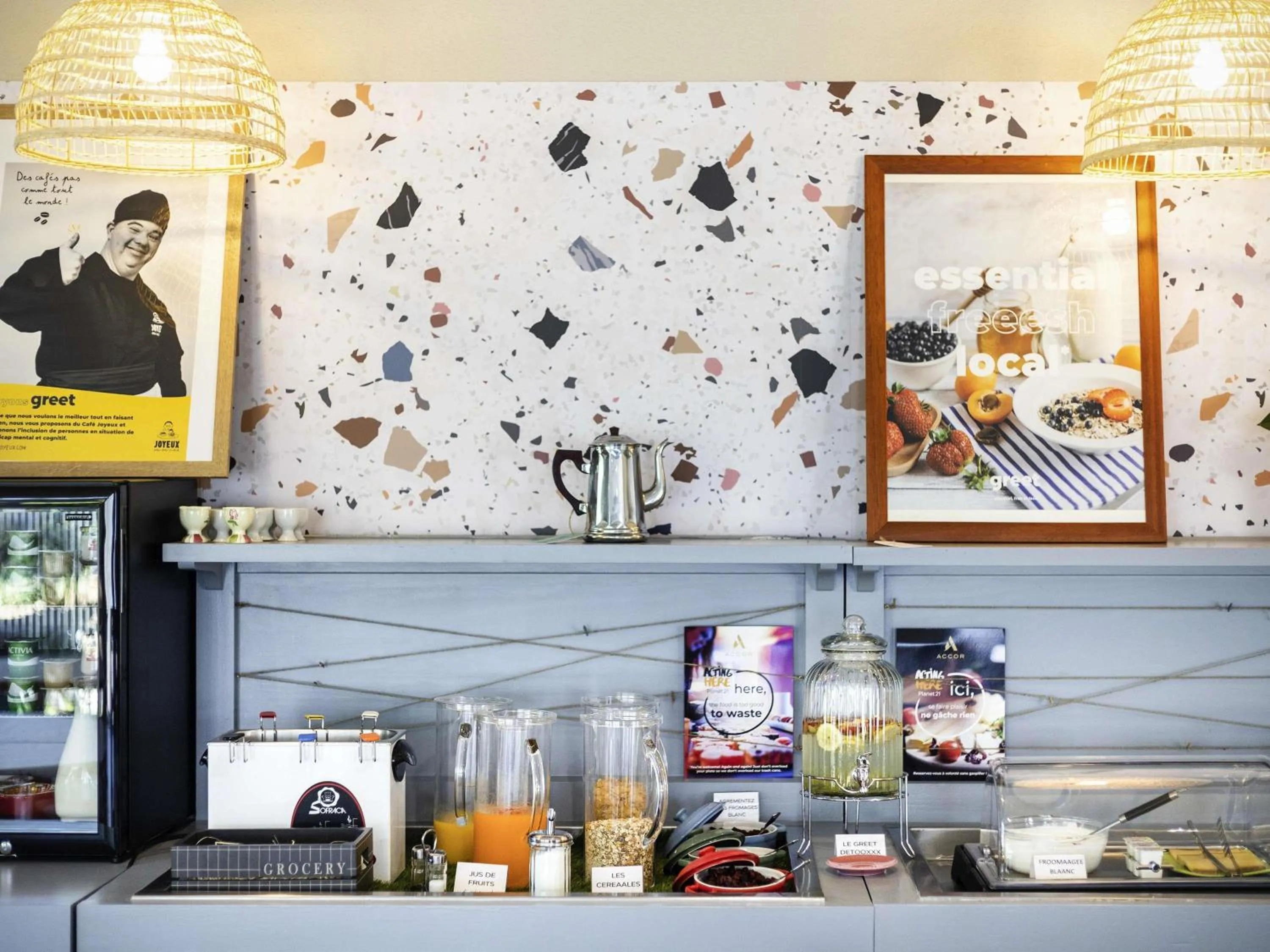 Breakfast in Greet Hôtel Castres Saix