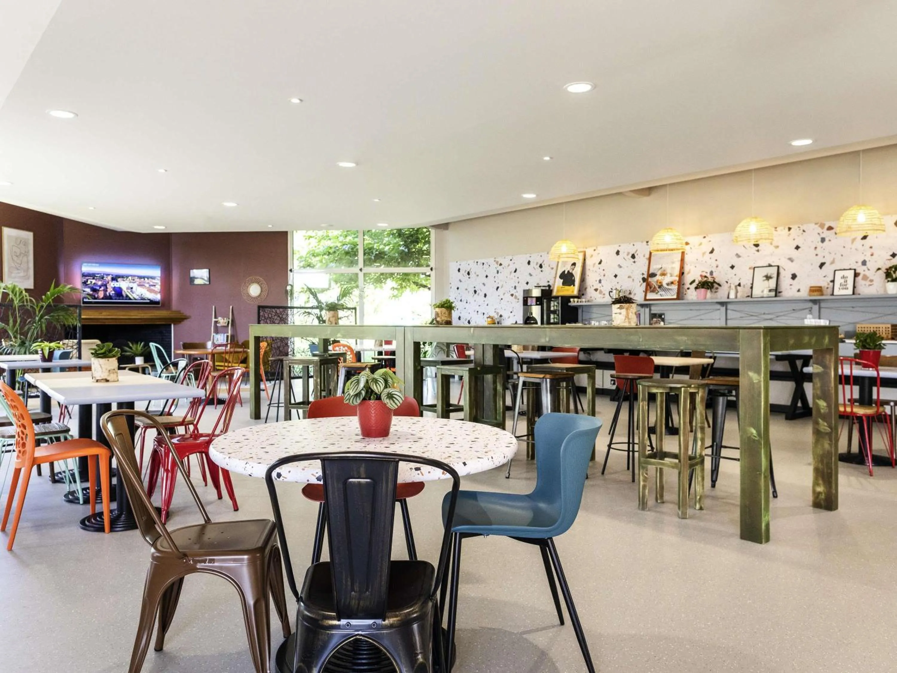 Breakfast in Greet Hôtel Castres Saix