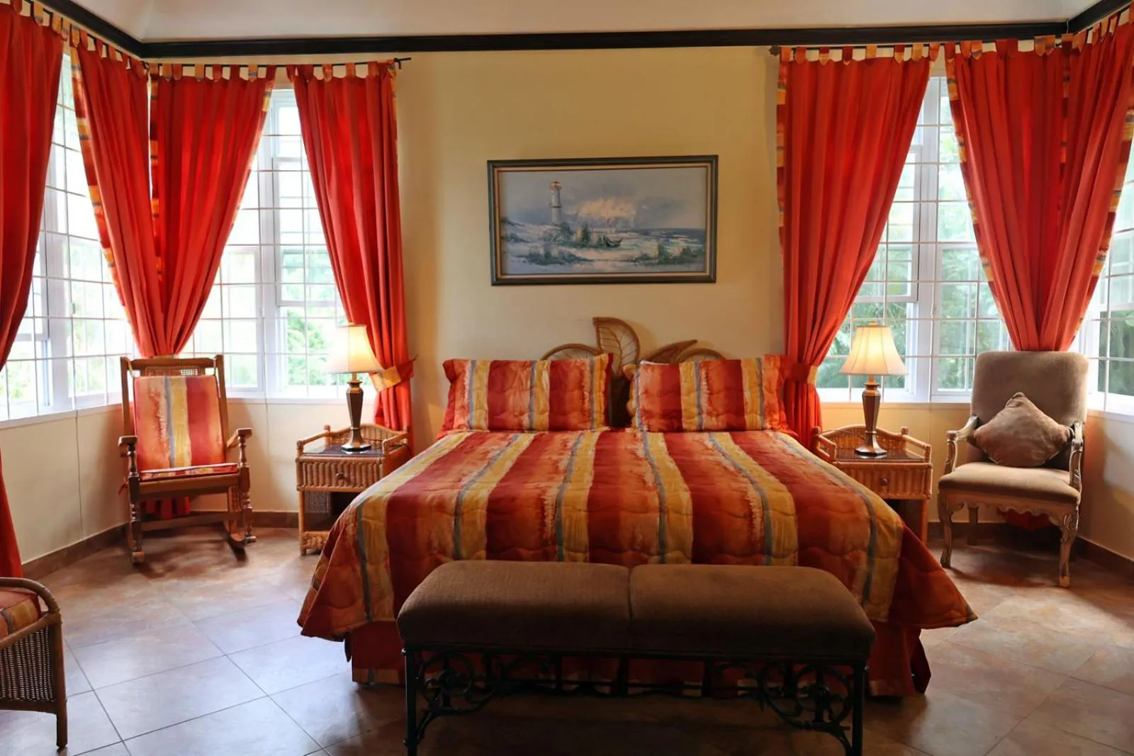 Bedroom, Bed in Spicy Hill Villa