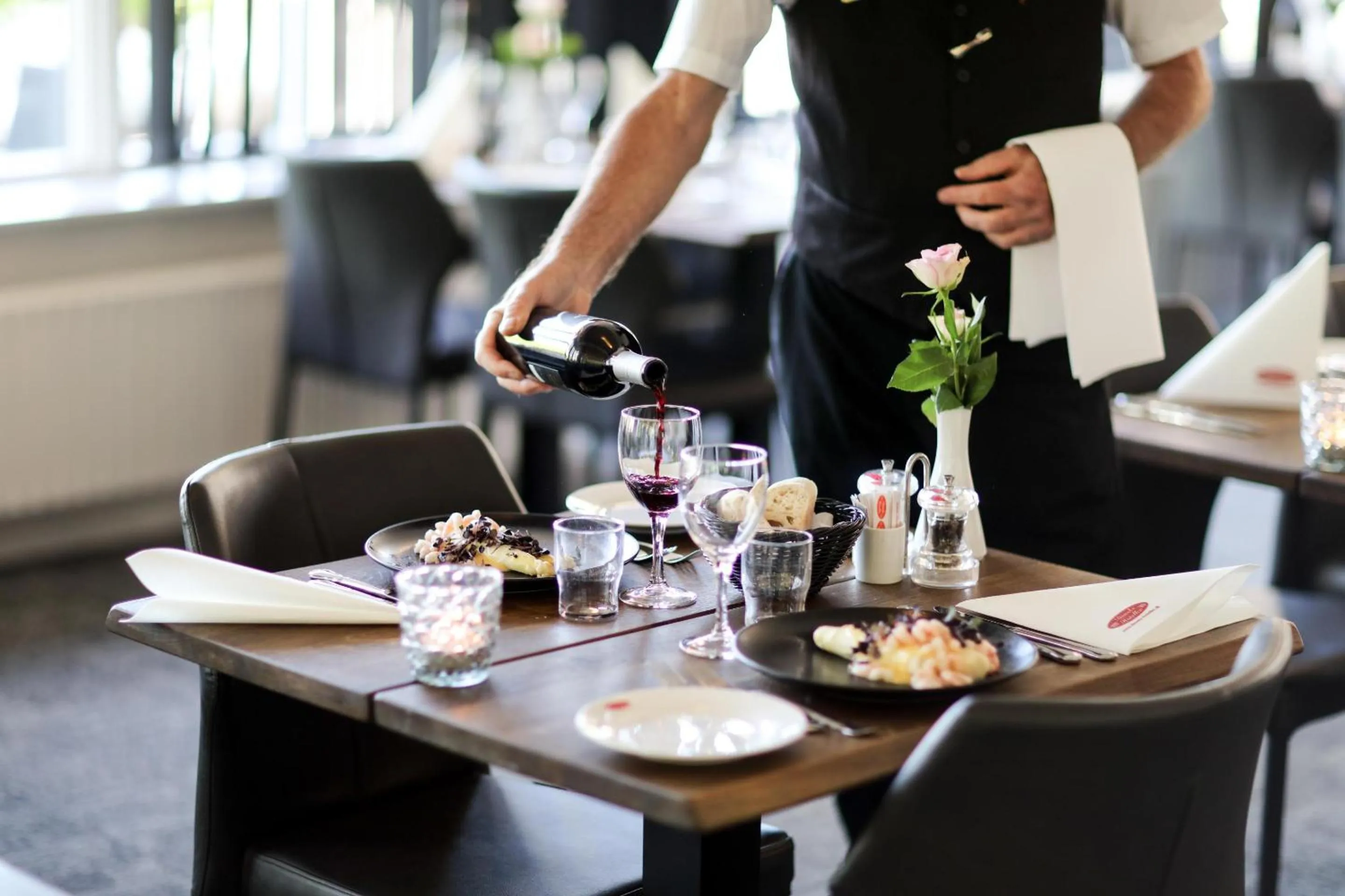 Restaurant/places to eat in Østergaards Hotel