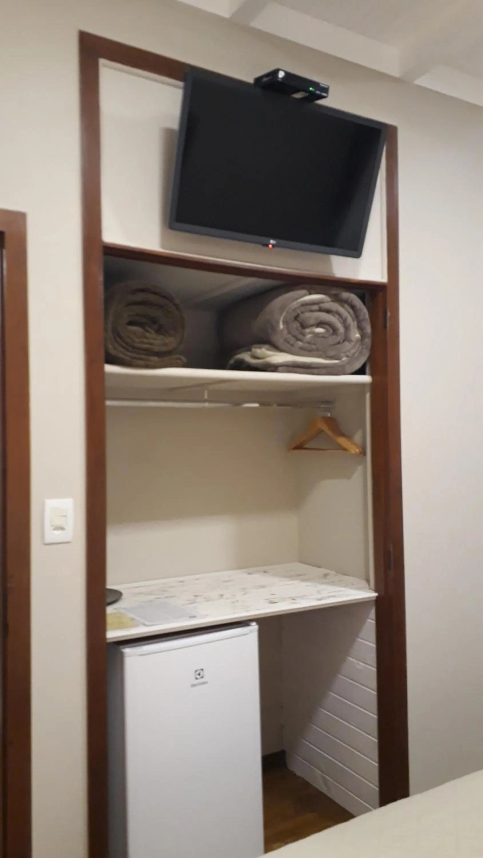 TV and multimedia in Casa no Céu