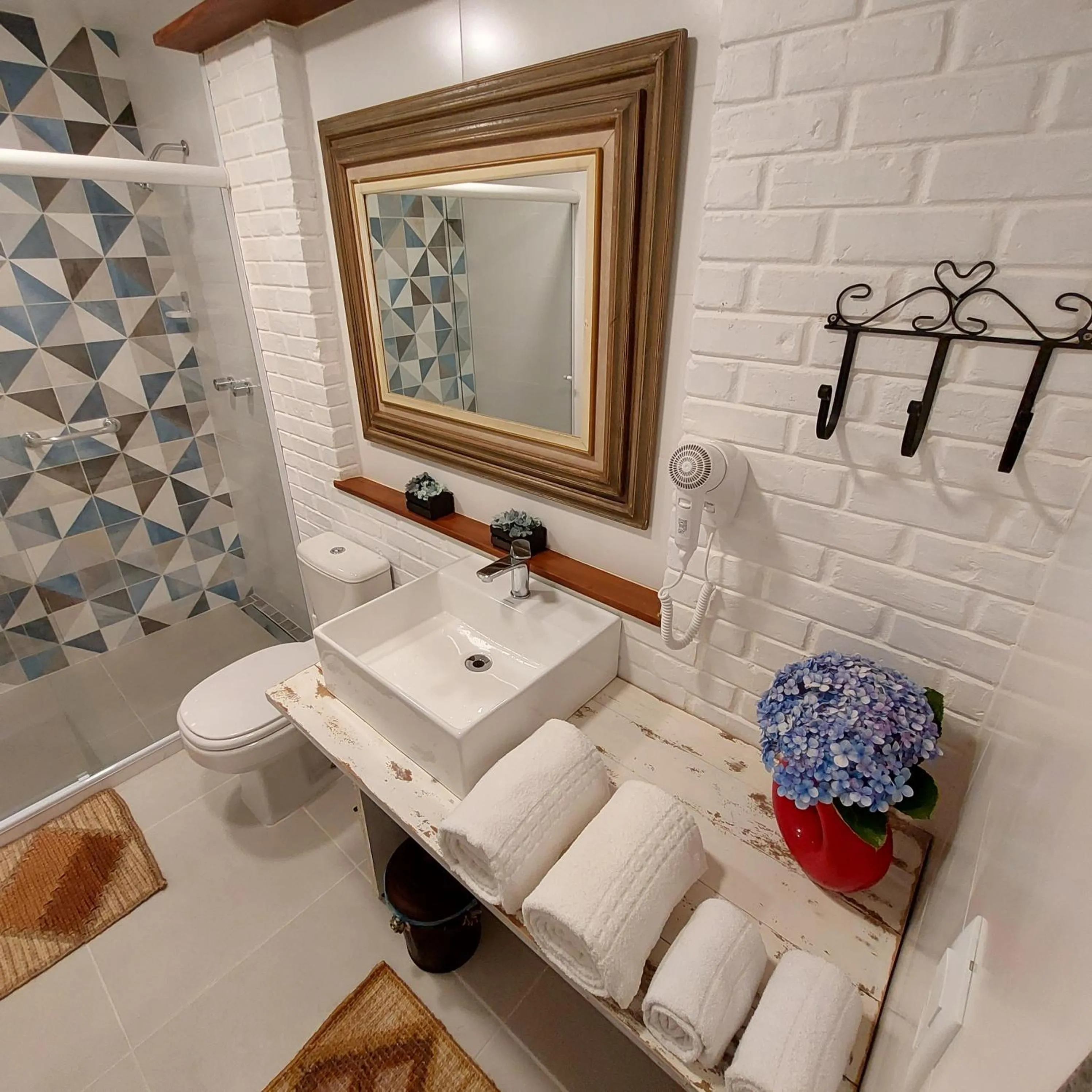 Property building in Casa no Céu