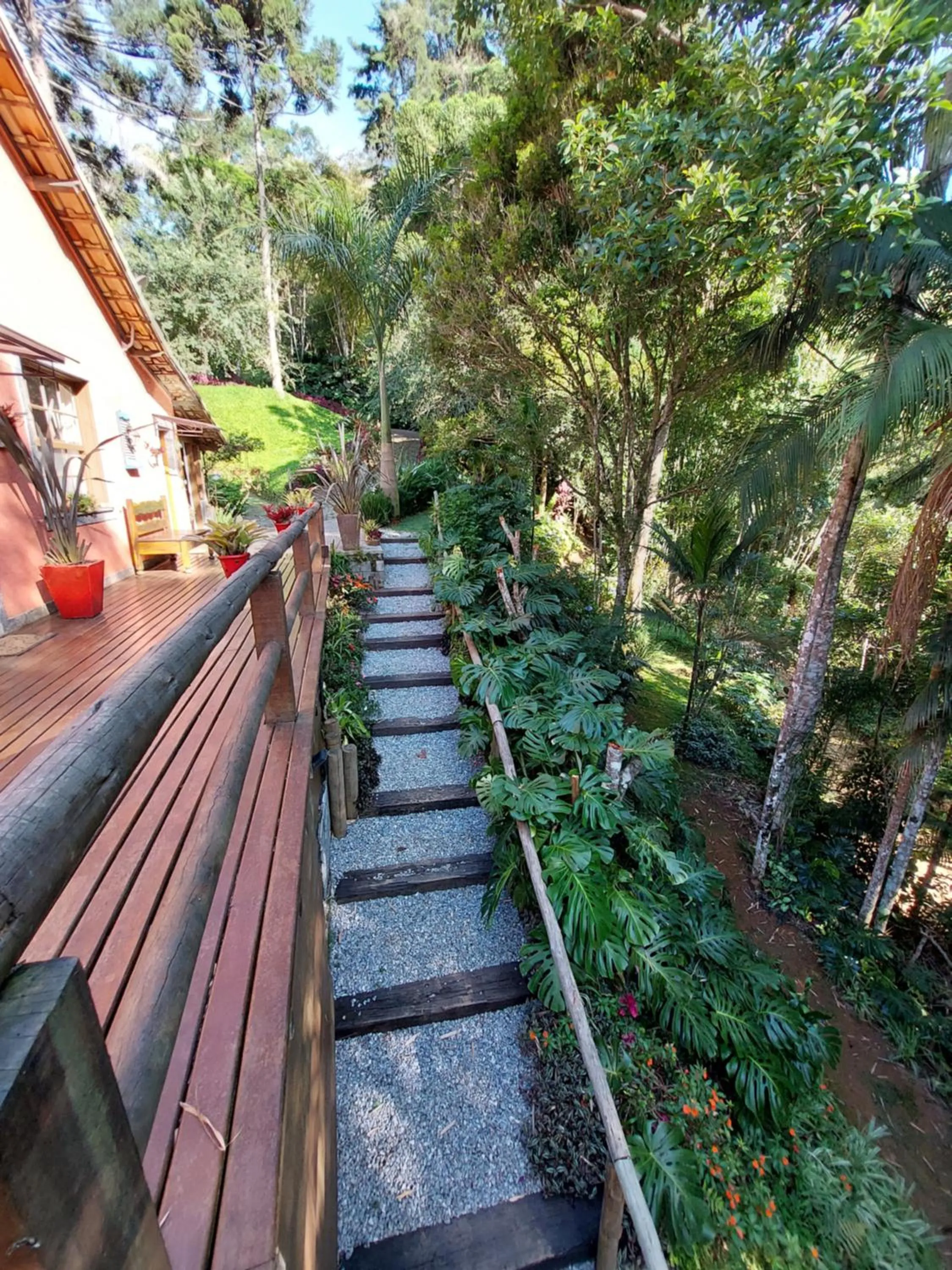 Property building in Casa no Céu