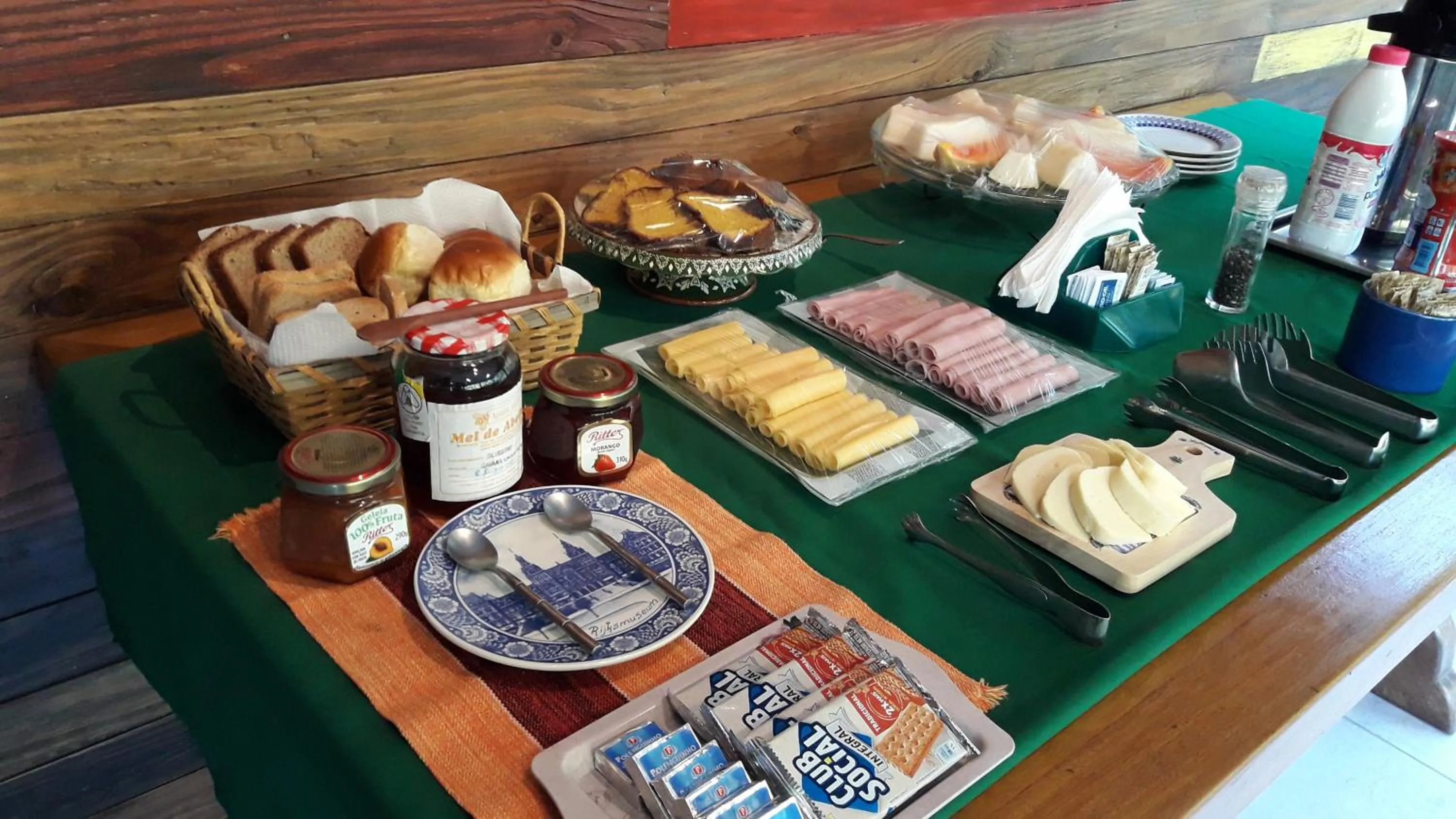 Food and drinks in Casa no Céu