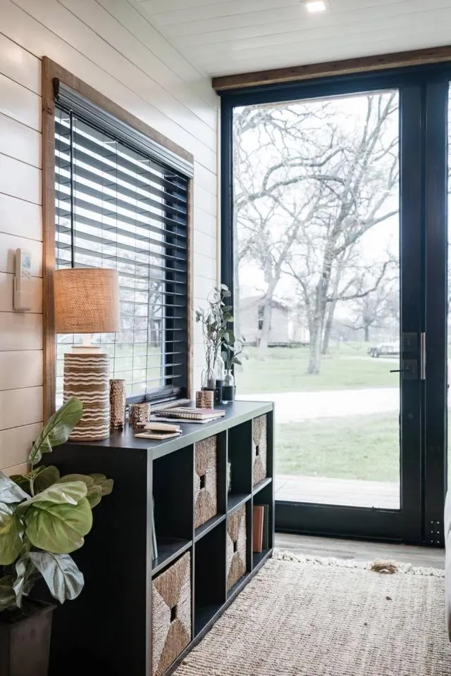 Stunning CargoHome Near Waco, Magnolia and Baylor