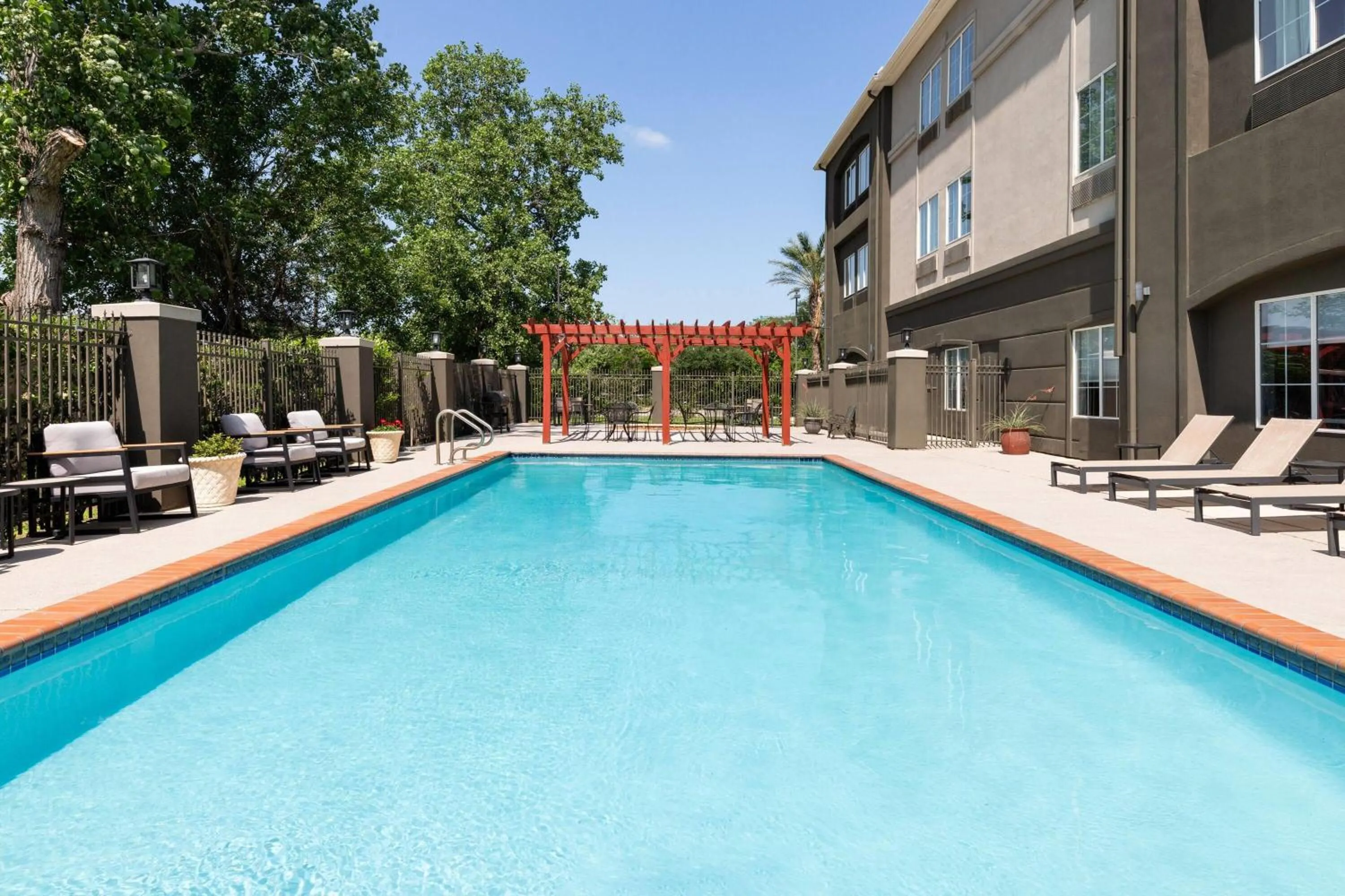 Swimming pool in La Quinta by Wyndham Brookshire West Katy