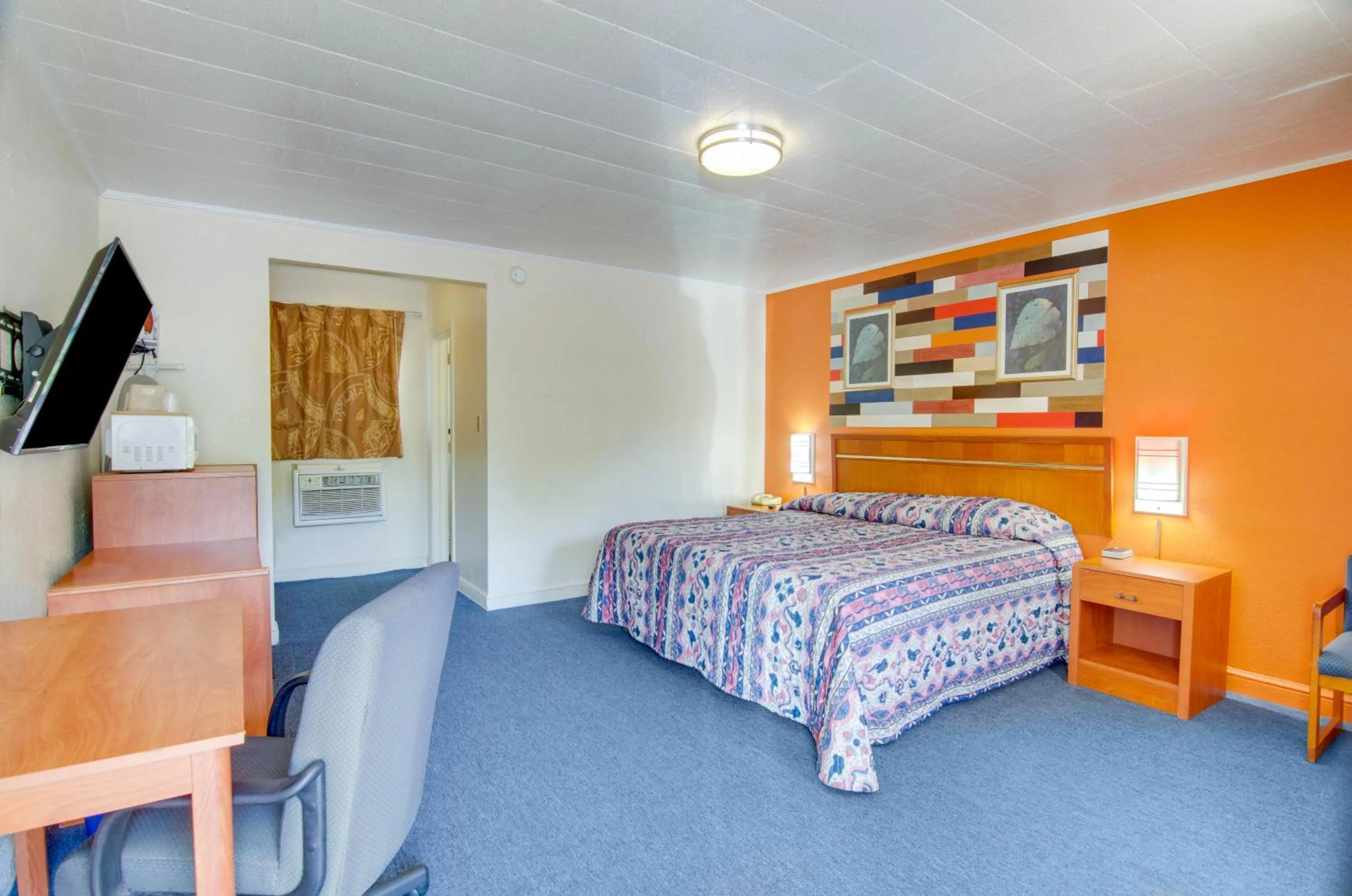 Bed in Scottish Inns Collinsville - Martinsville