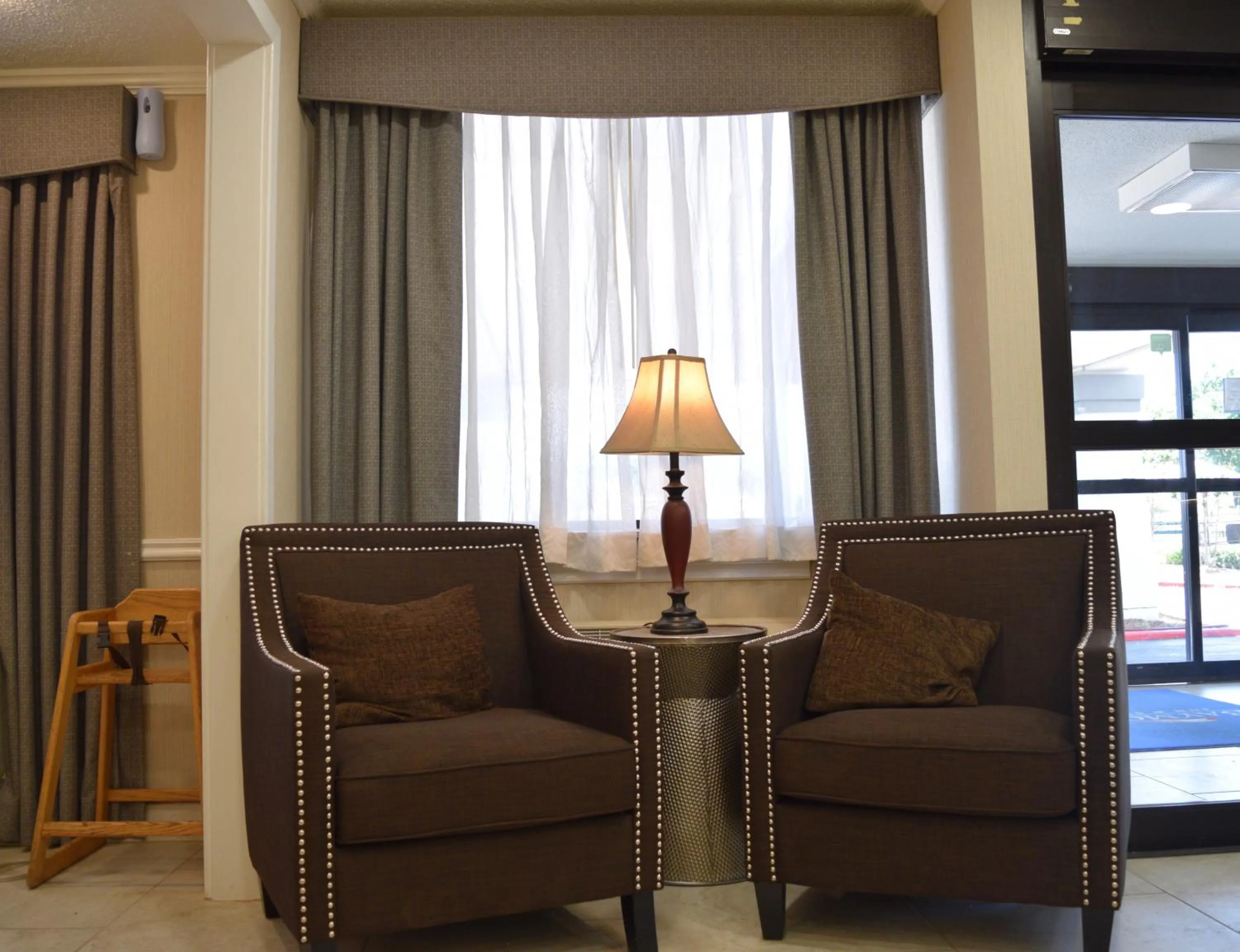 Lobby or reception in Baymont by Wyndham Texarkana