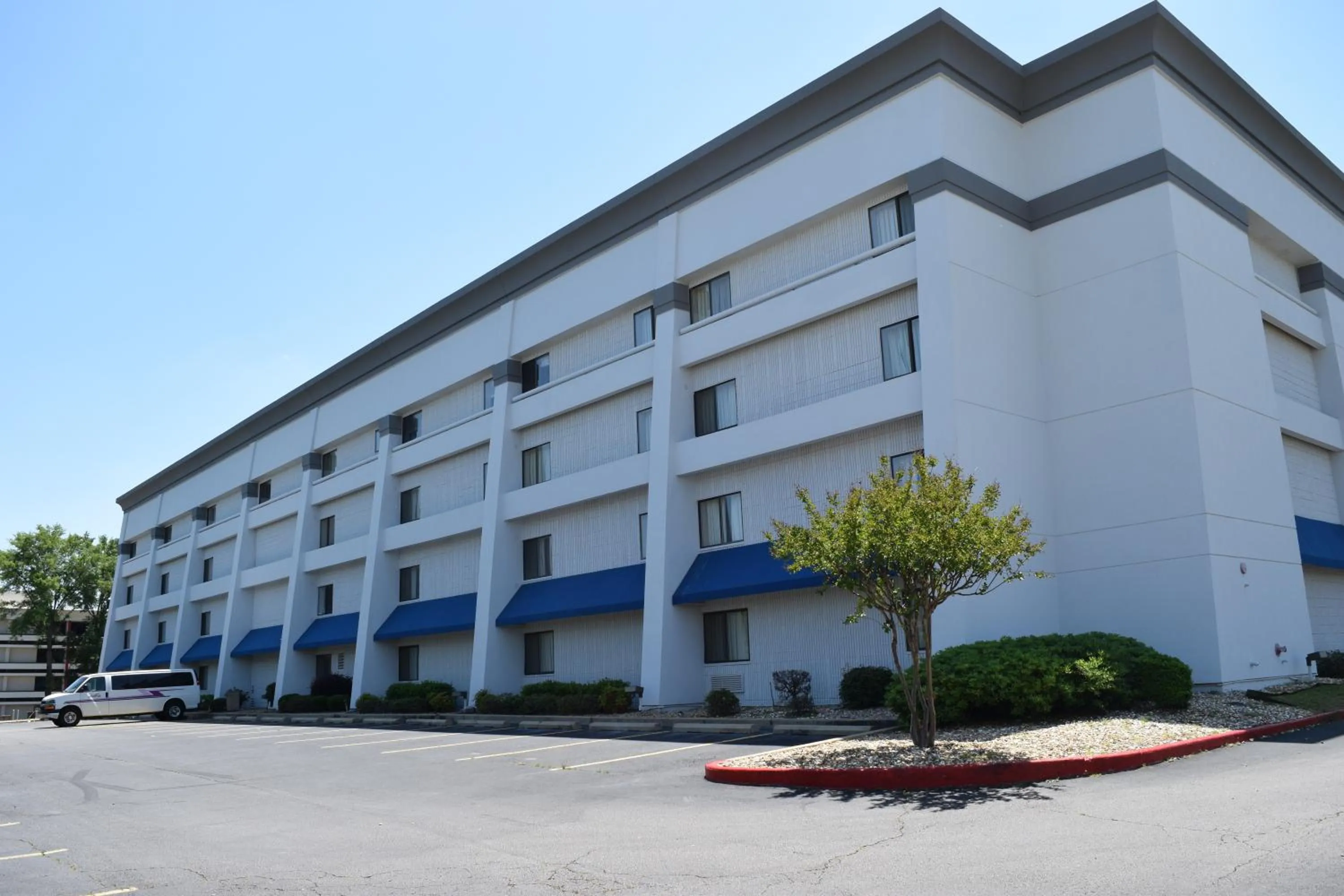 Property building in Baymont by Wyndham Texarkana