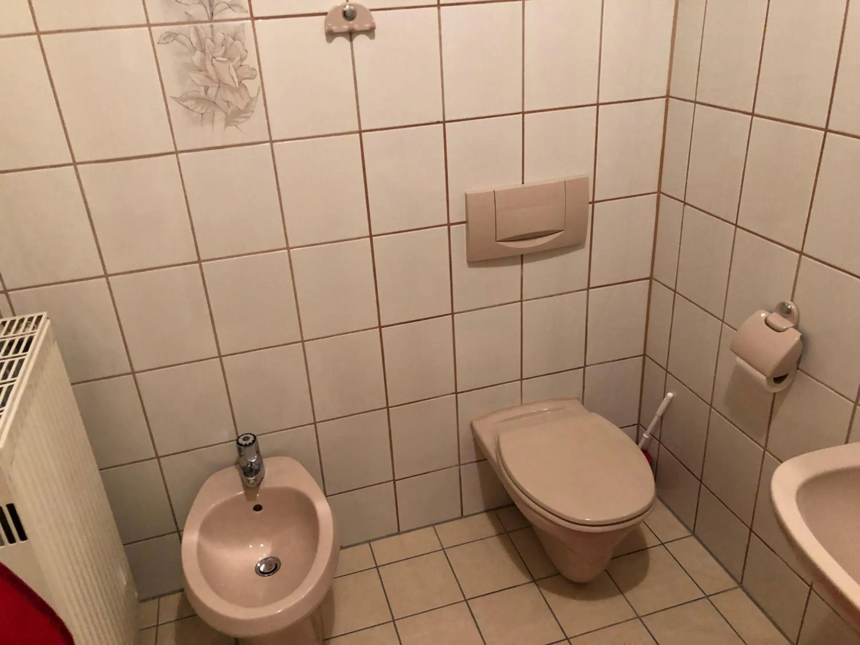 Toilet in Haus Camelia