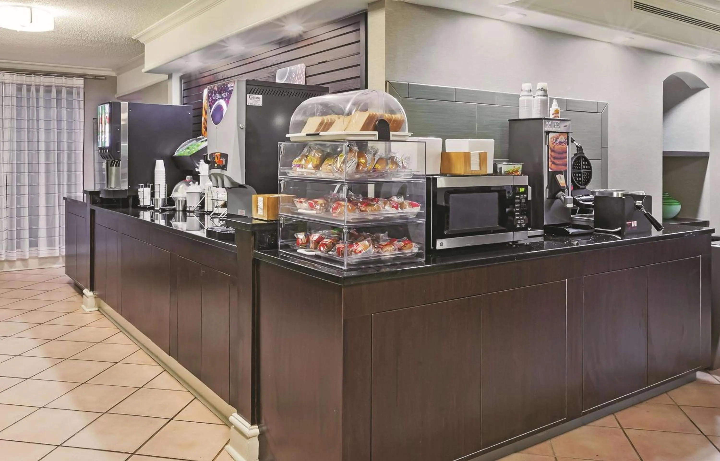 Restaurant/places to eat in Travelodge by Wyndham Houston Cy-Fair