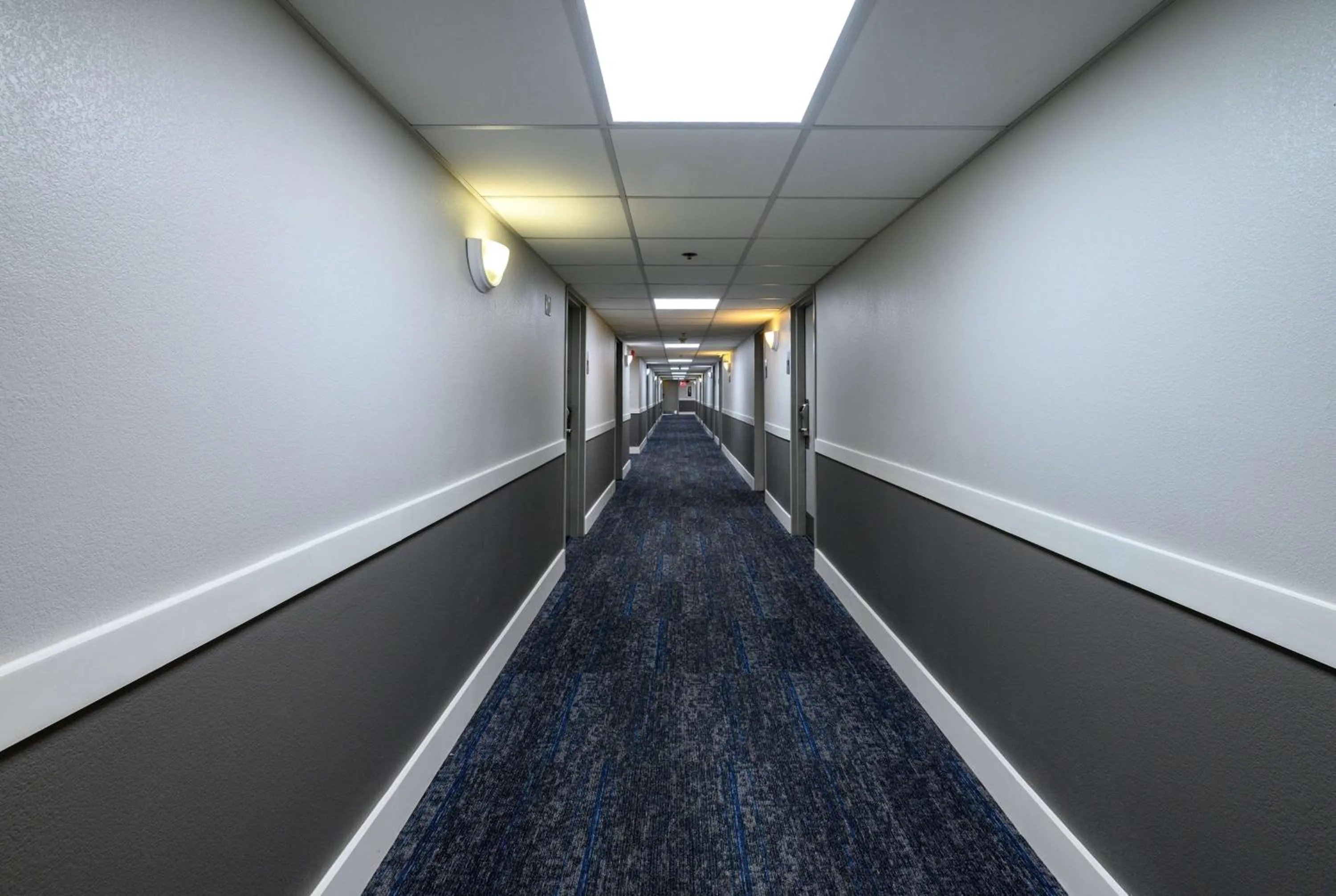 Kitchen or kitchenette in La Quinta by Wyndham New Haven