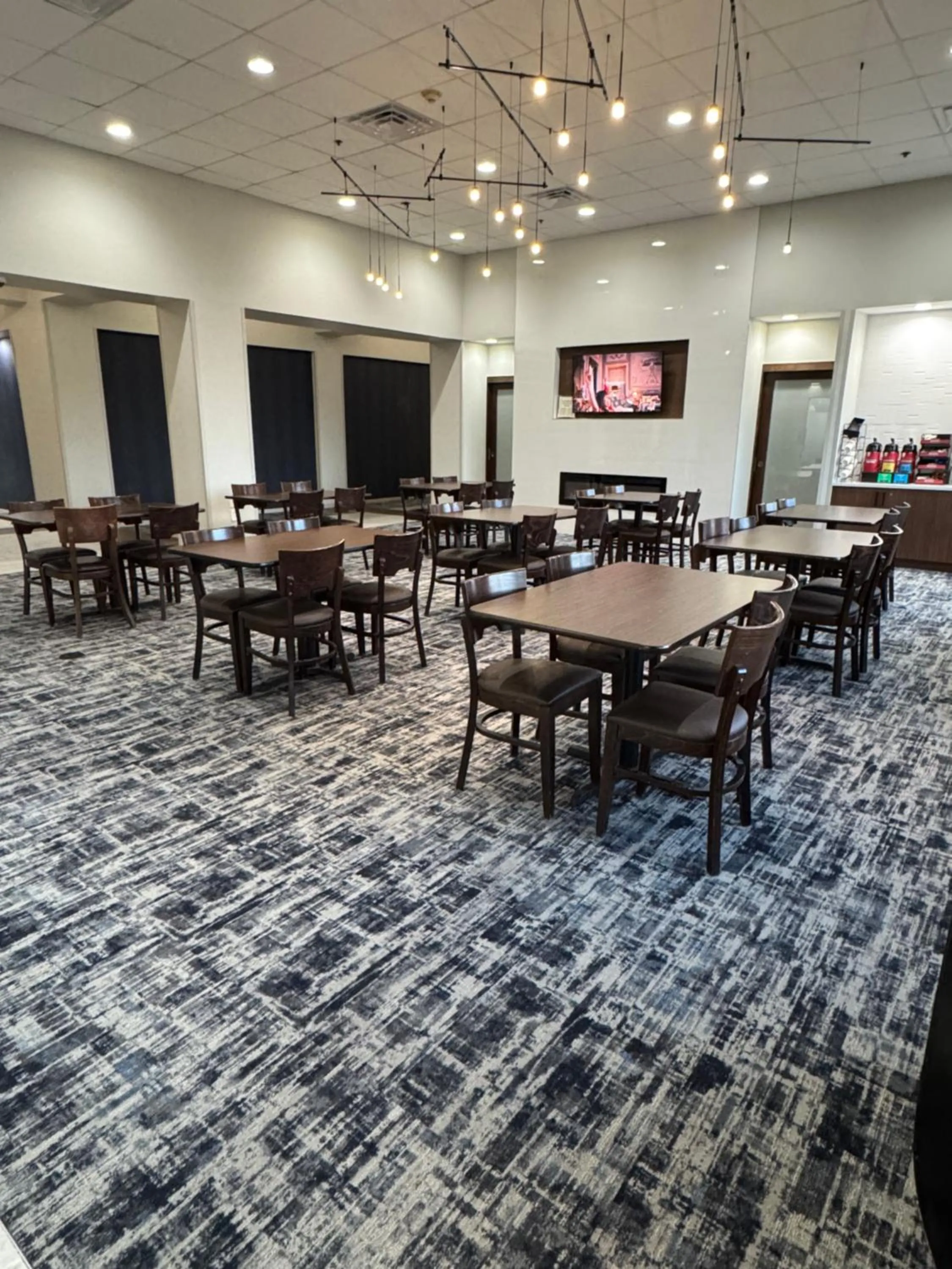 Breakfast in La Quinta by Wyndham New Haven