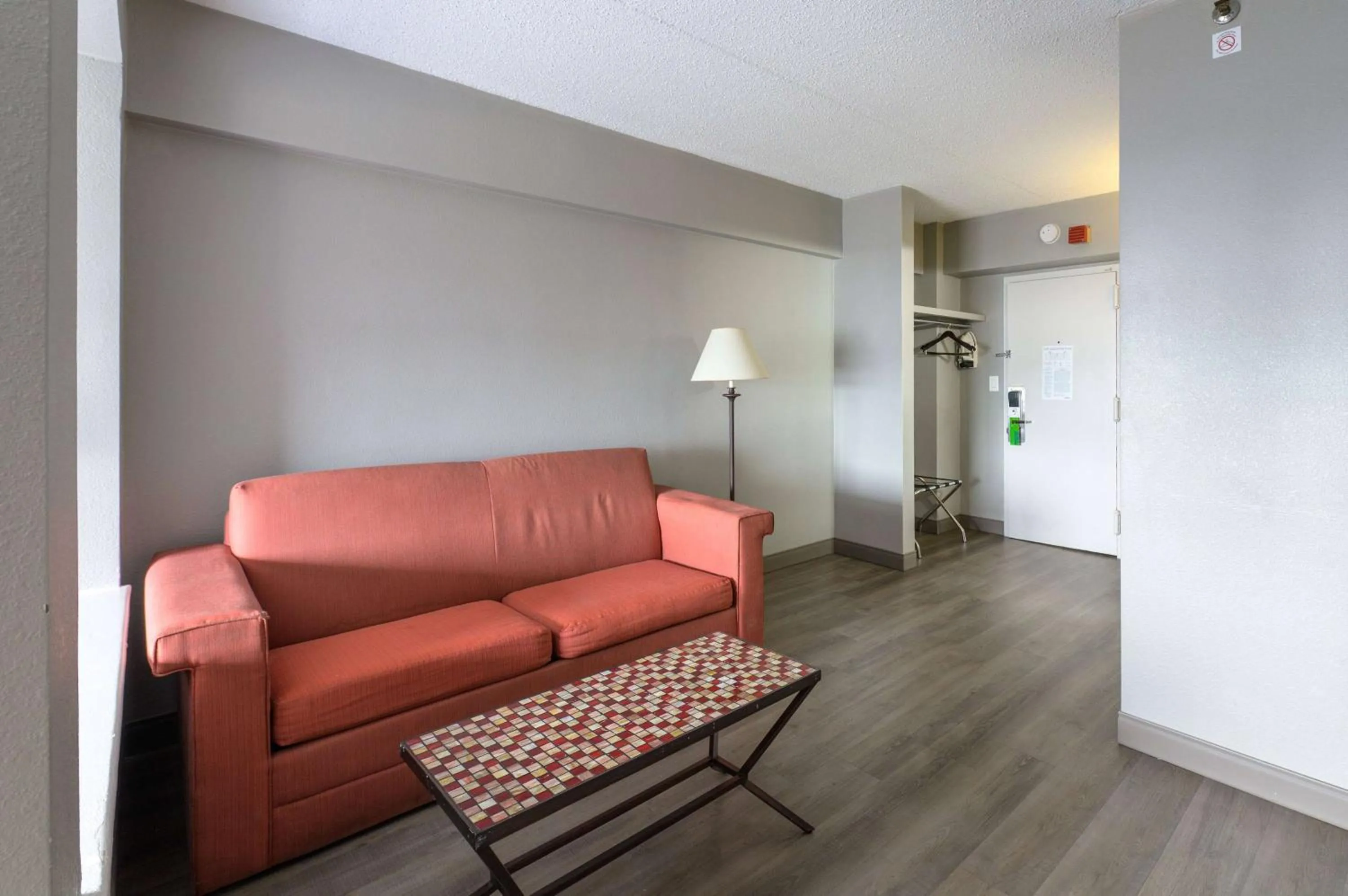 Photo of the whole room in La Quinta by Wyndham New Haven