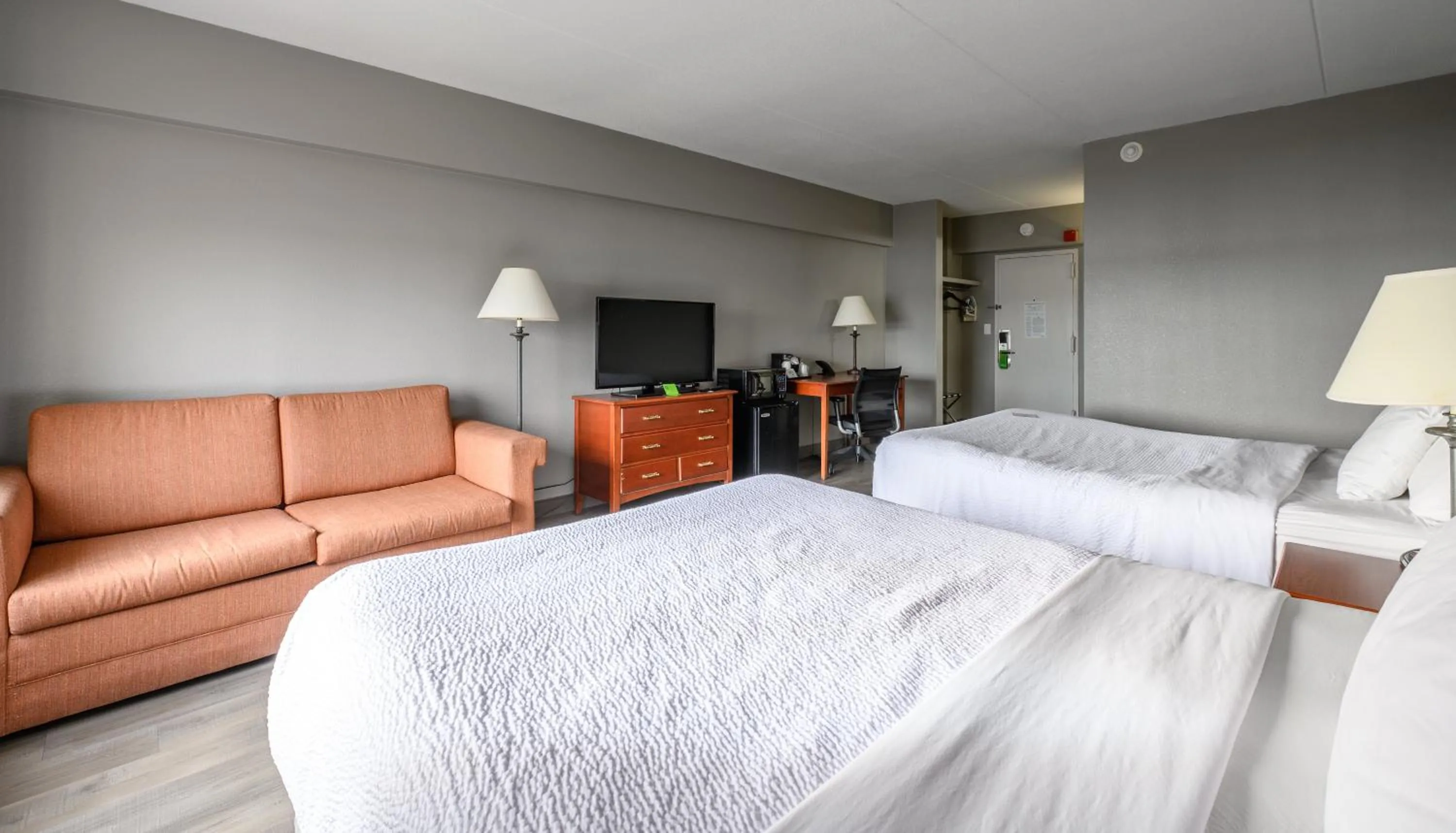 Bed in La Quinta by Wyndham New Haven