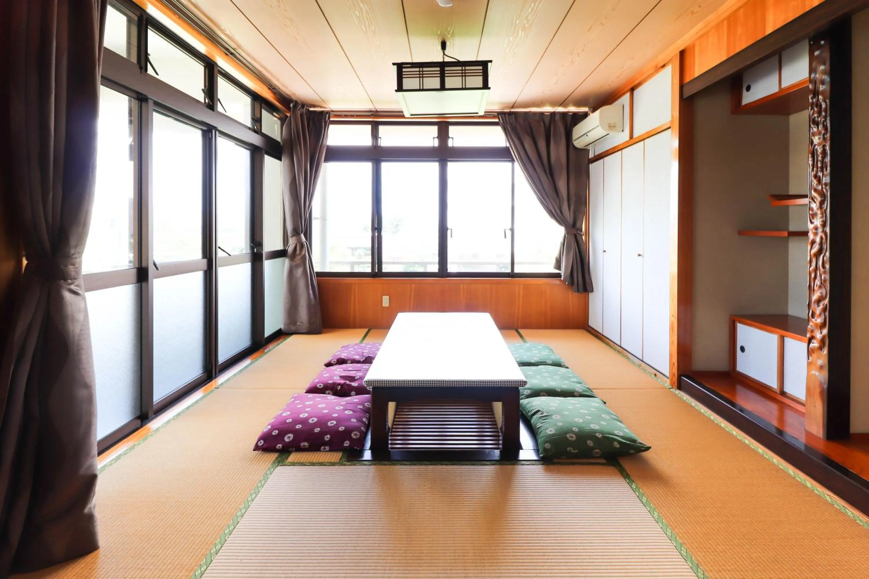 Seating area, Bed in Condominium Hotel Mihama Upi