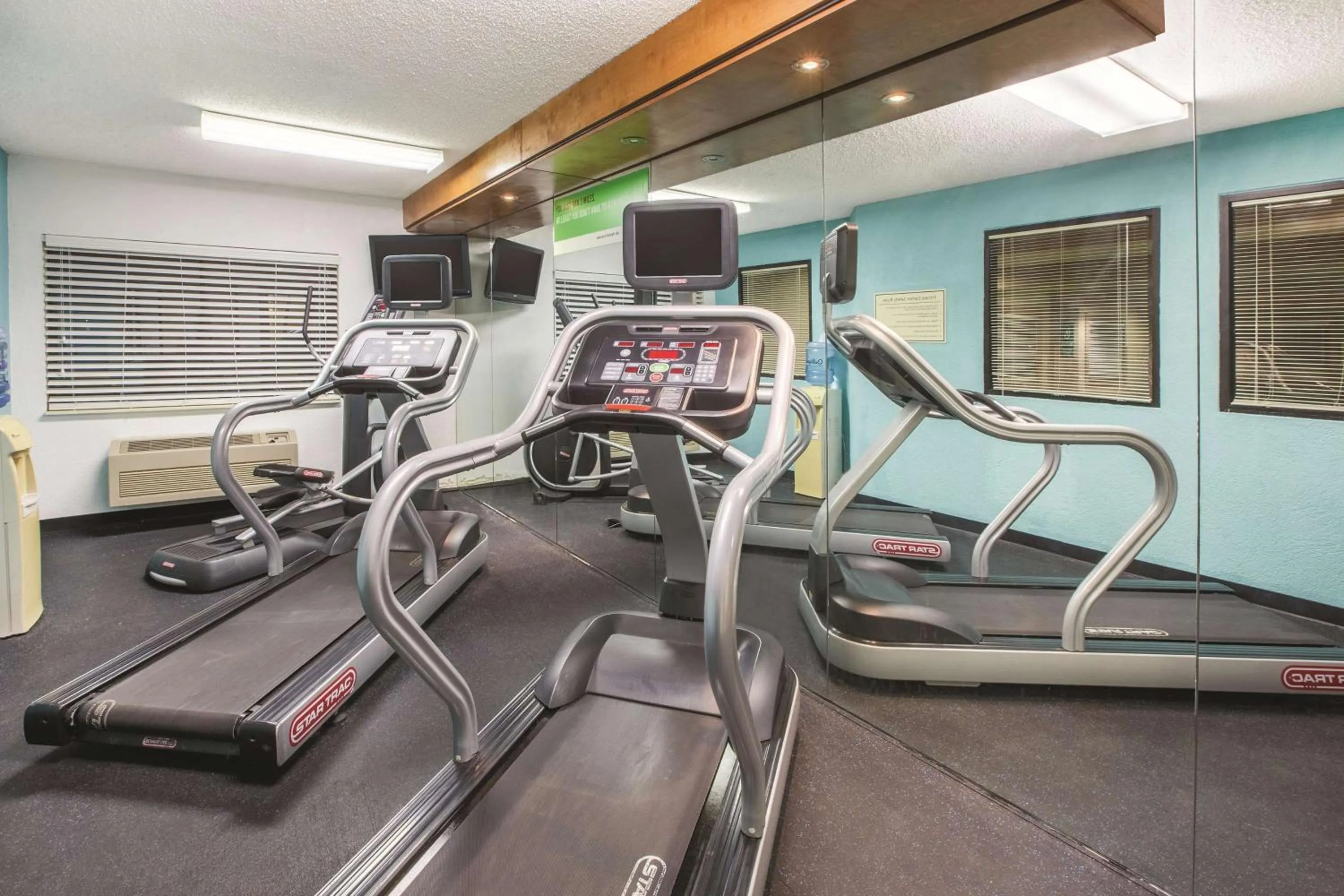 Fitness centre/facilities in La Quinta by Wyndham Erie