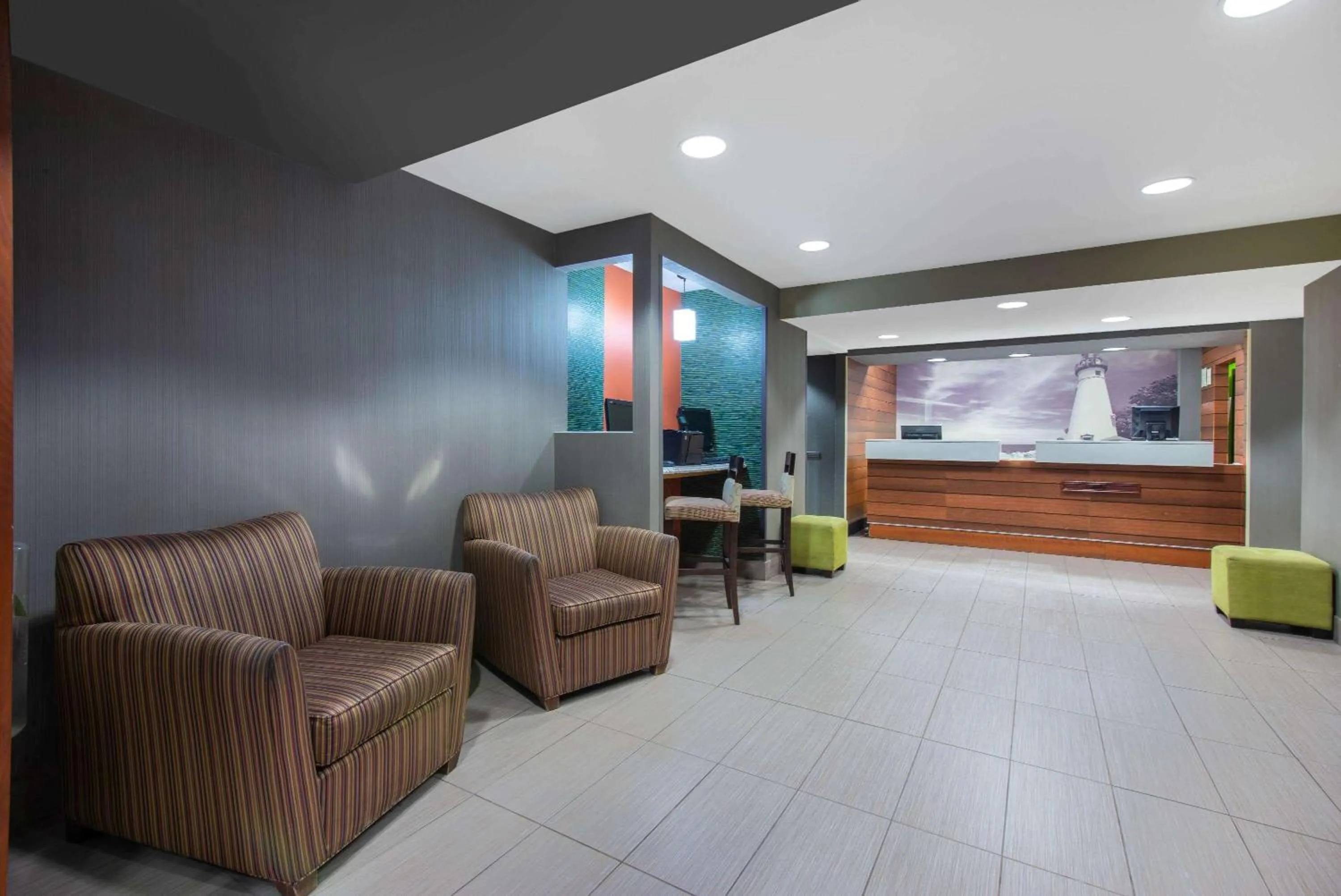 Lobby or reception in La Quinta by Wyndham Erie