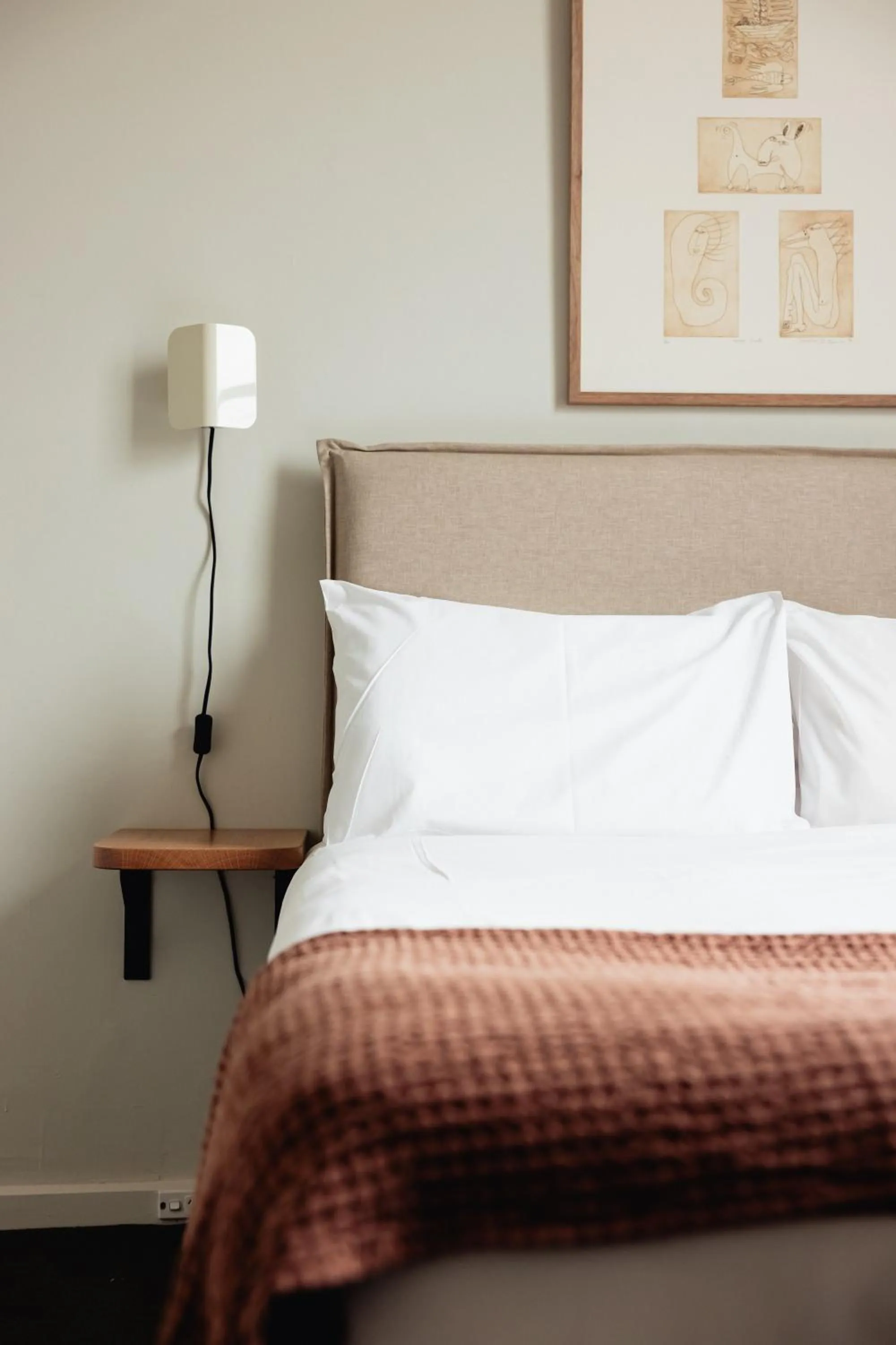 Bed in Naughtons Hotel