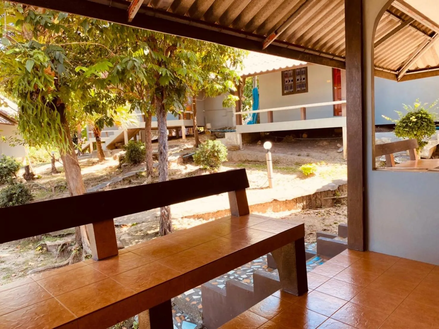 Balcony/Terrace in Phupha Bungalow Haad Rin